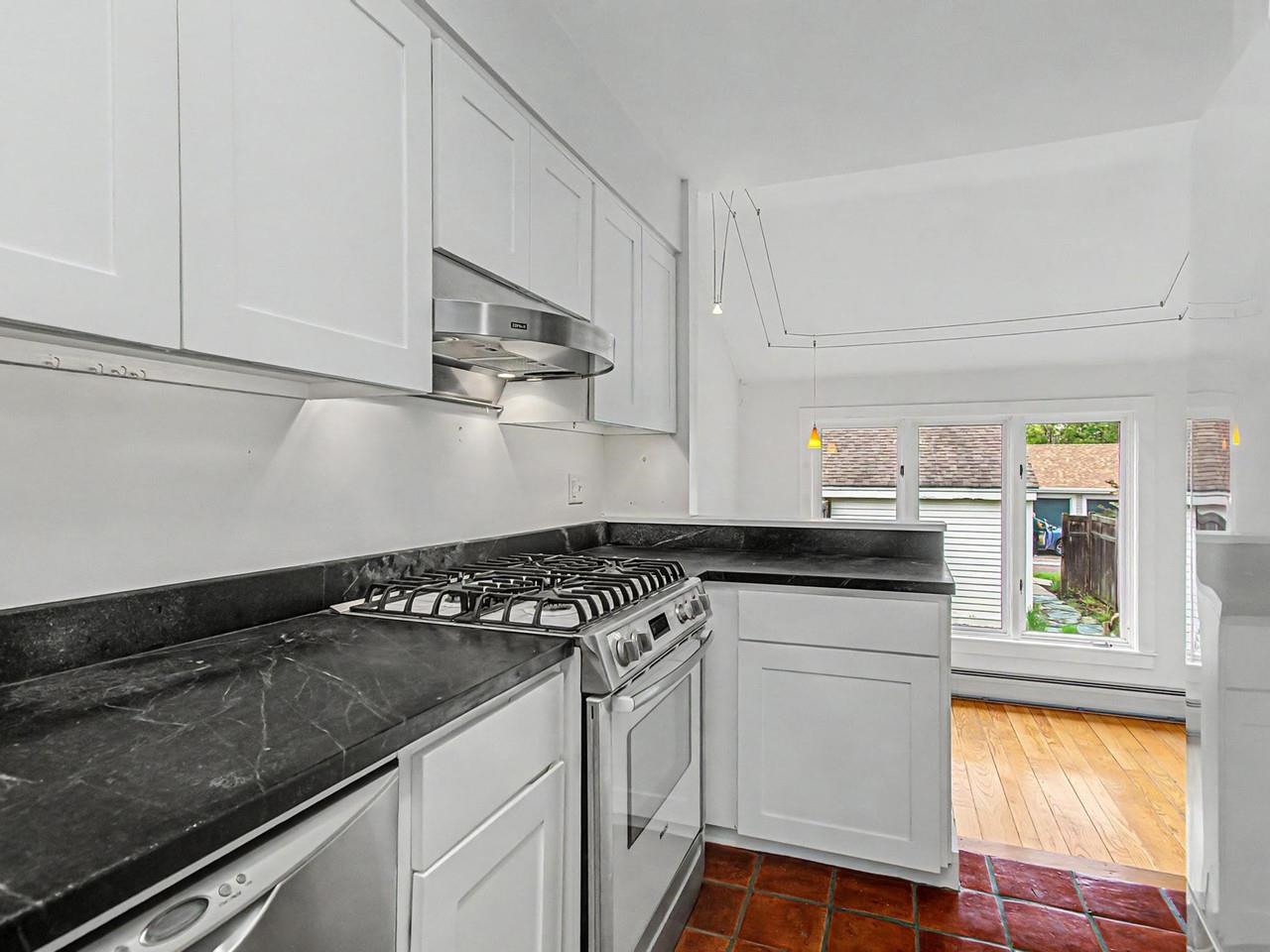 545 South Prospect Street Property Photo 23