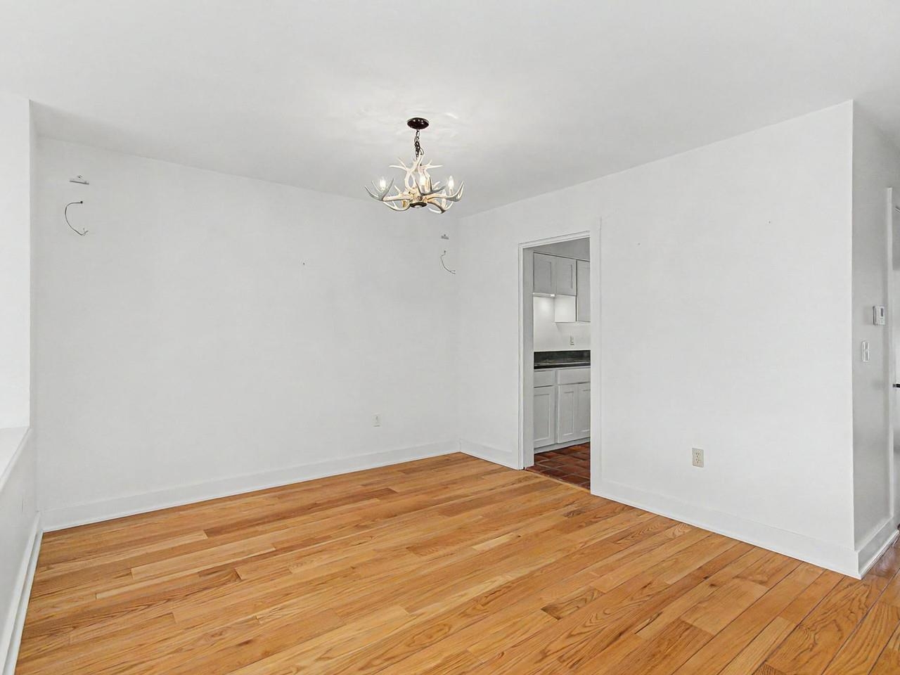 545 South Prospect Street Property Photo 31
