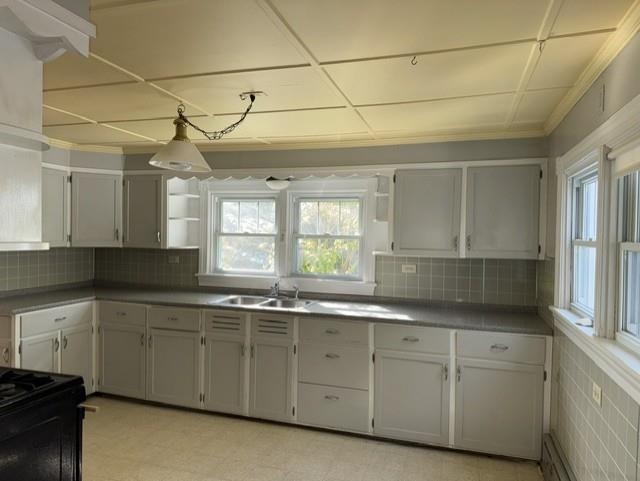 58 Hamilton Place Extension Property Photo 11