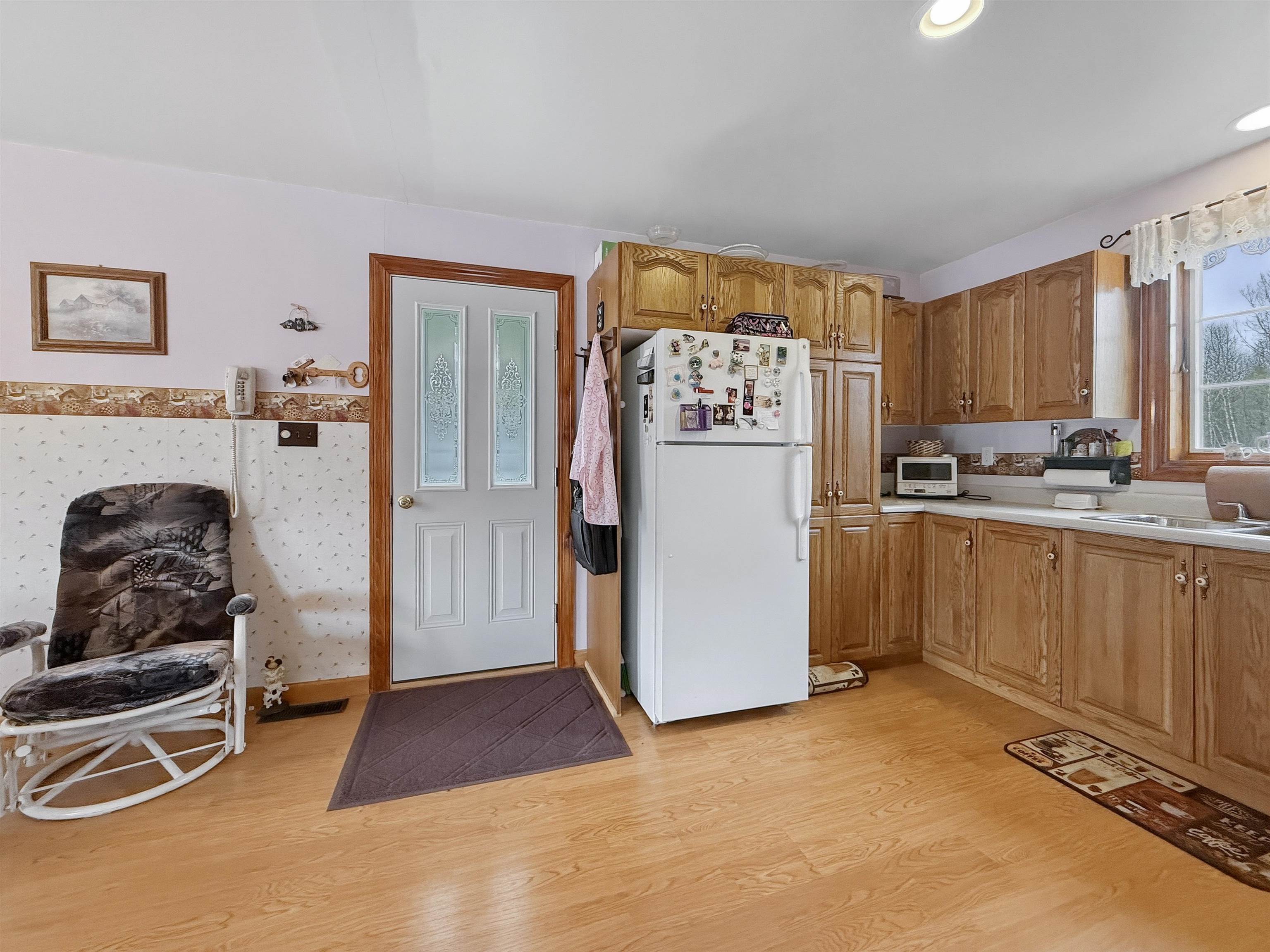 347 River Road Property Photo 5