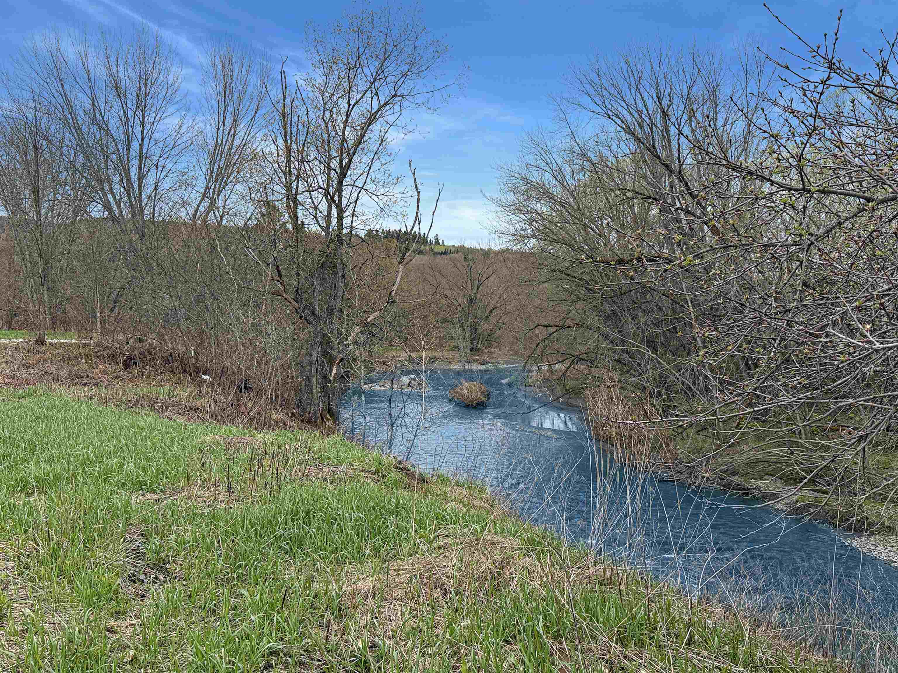 279 & 284 Hall Stream Road Property Photo 12