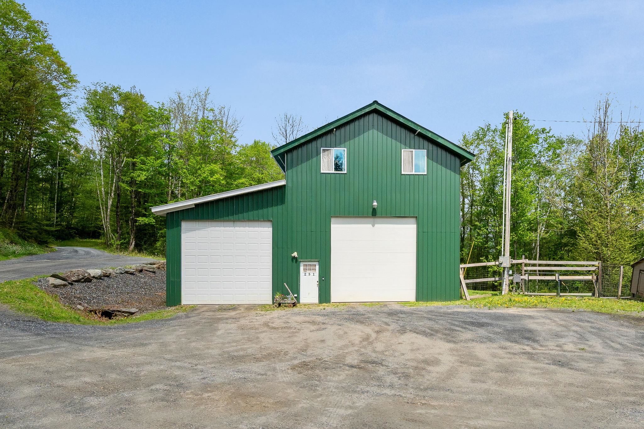 251 Doe Road Property Photo 2