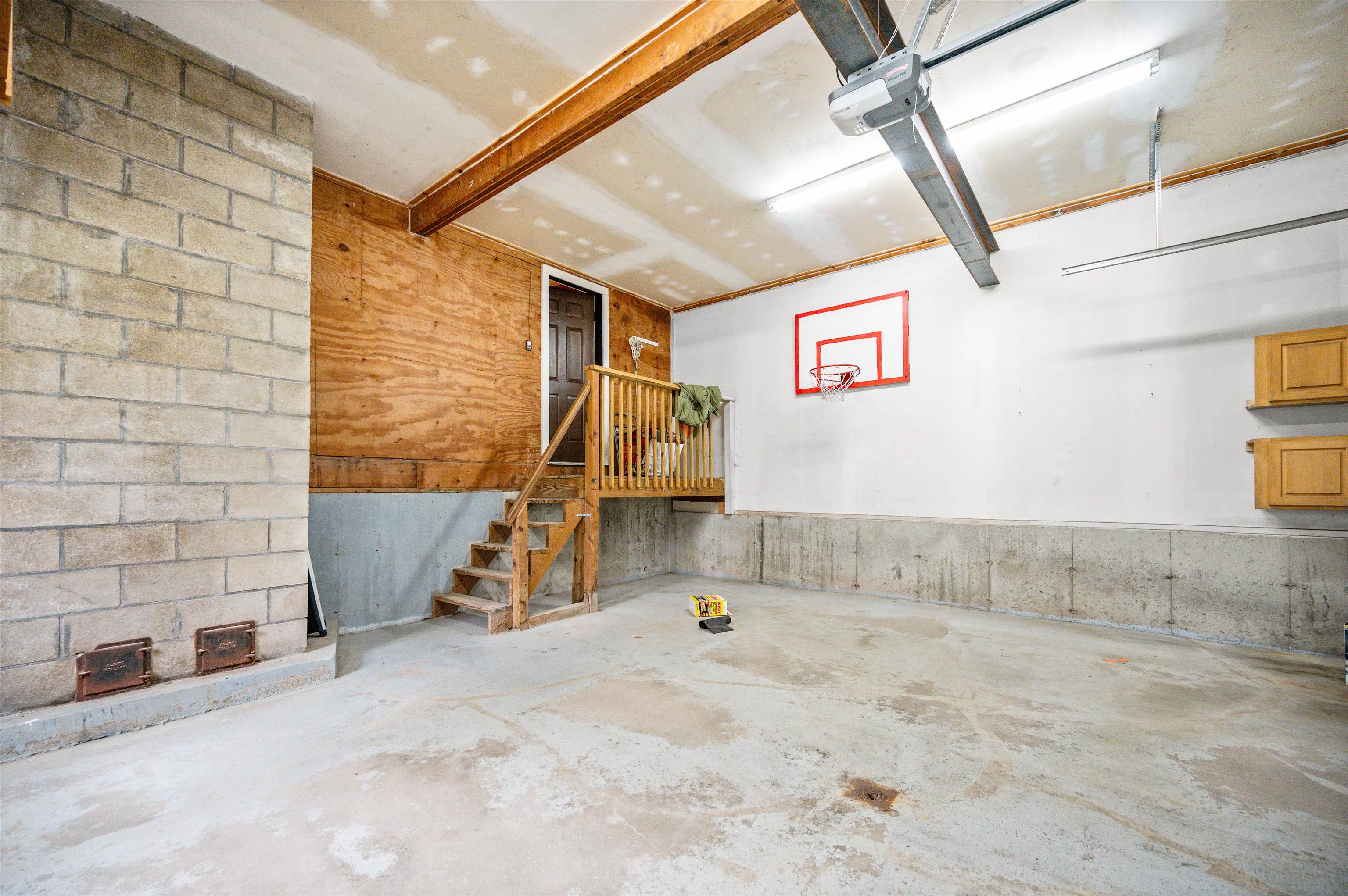 272 West Hill Road Property Photo 54