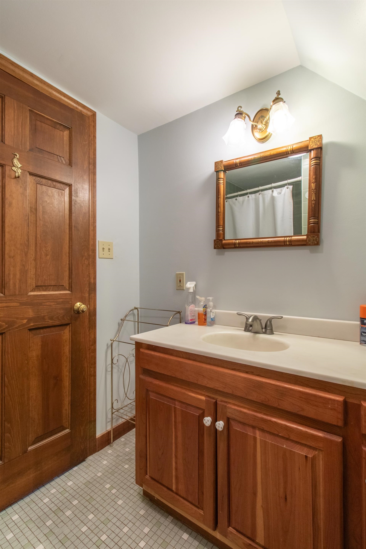 586 Old Coach Road Property Photo 46