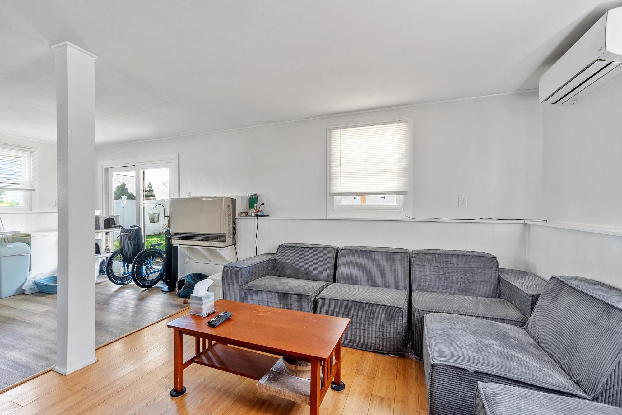 28-30 Thorwald Avenue Property Photo 25