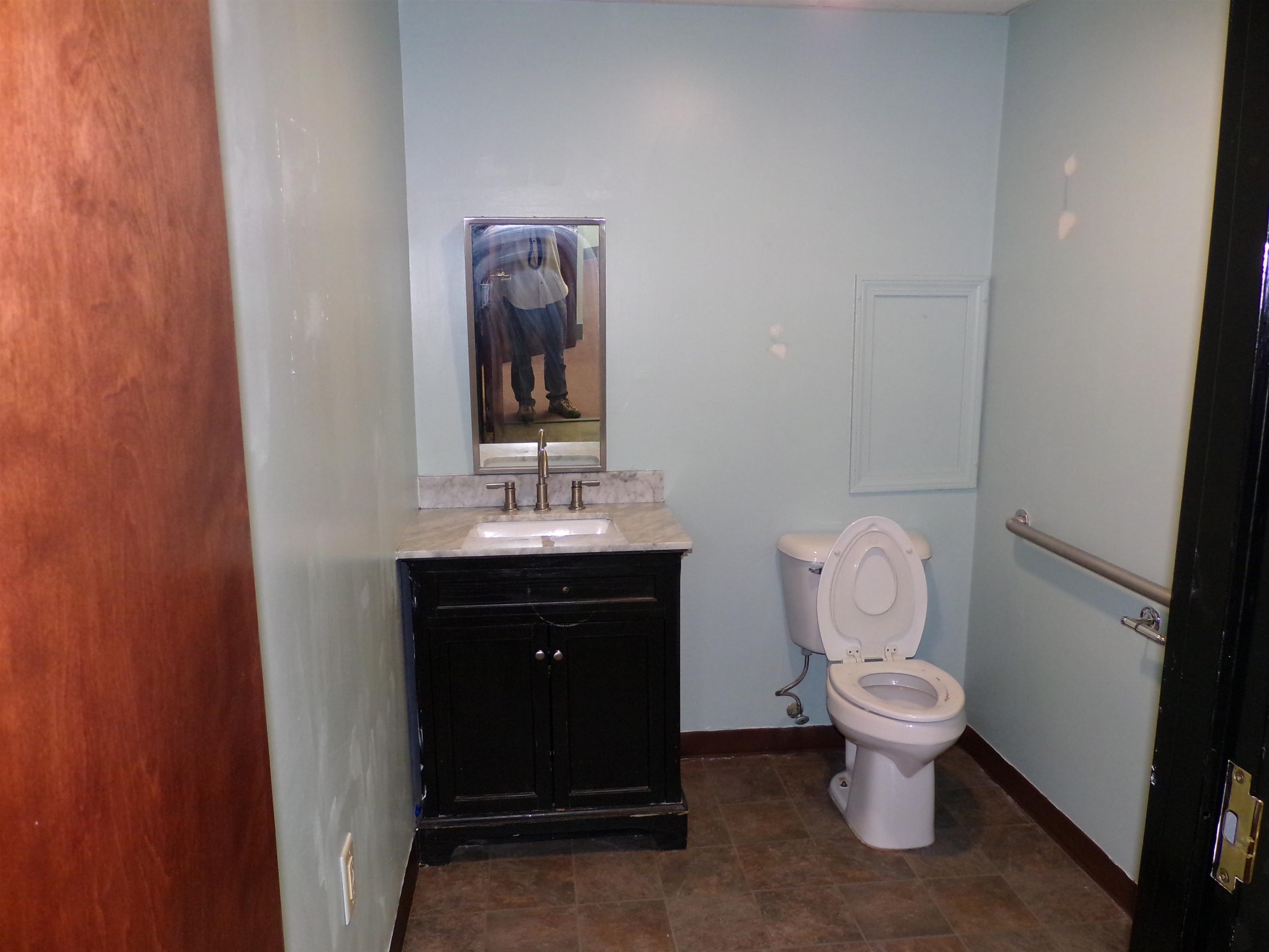 401 Gilford Avenue Property Photo 7