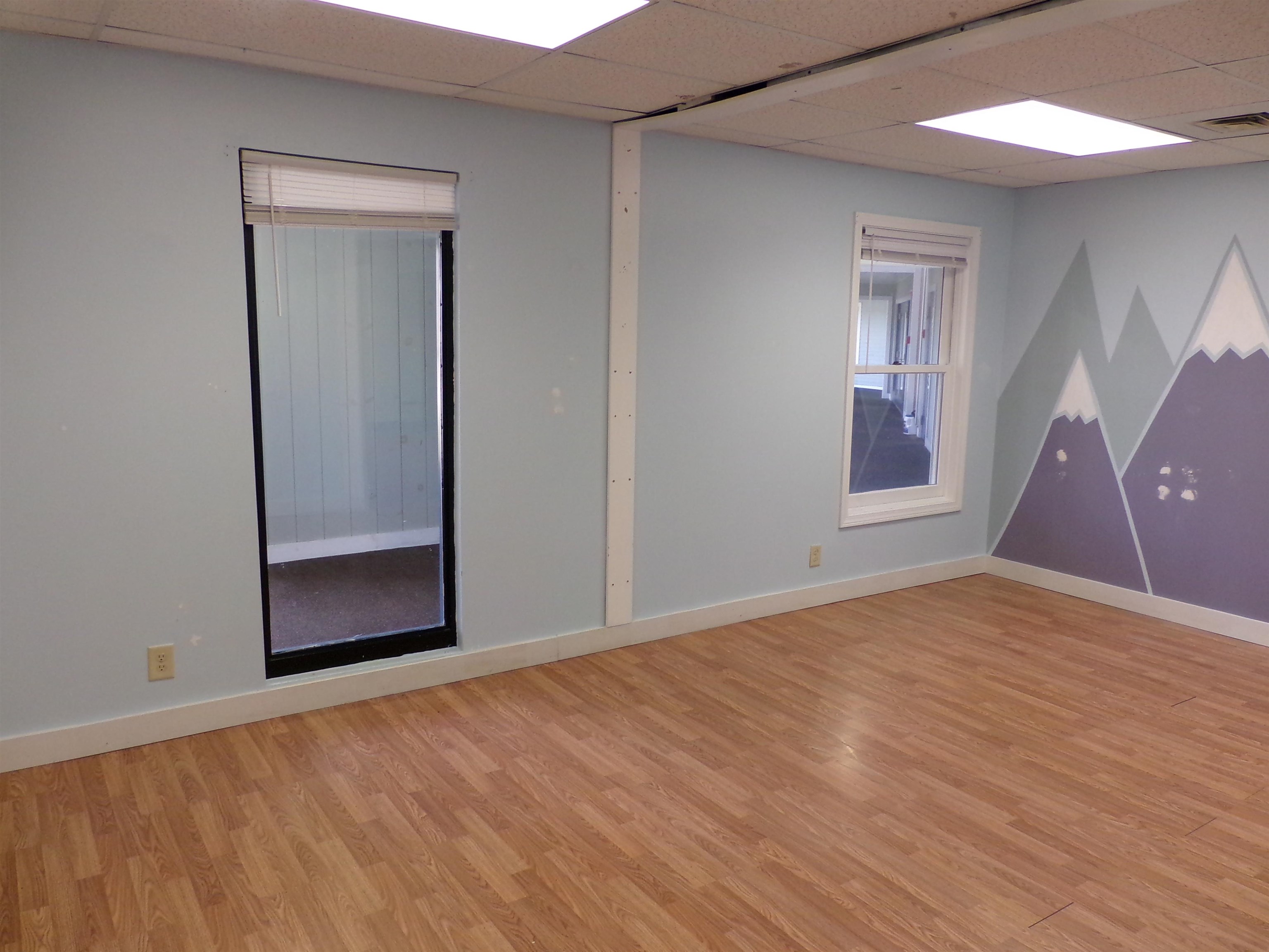 401 Gilford Avenue Property Photo 1