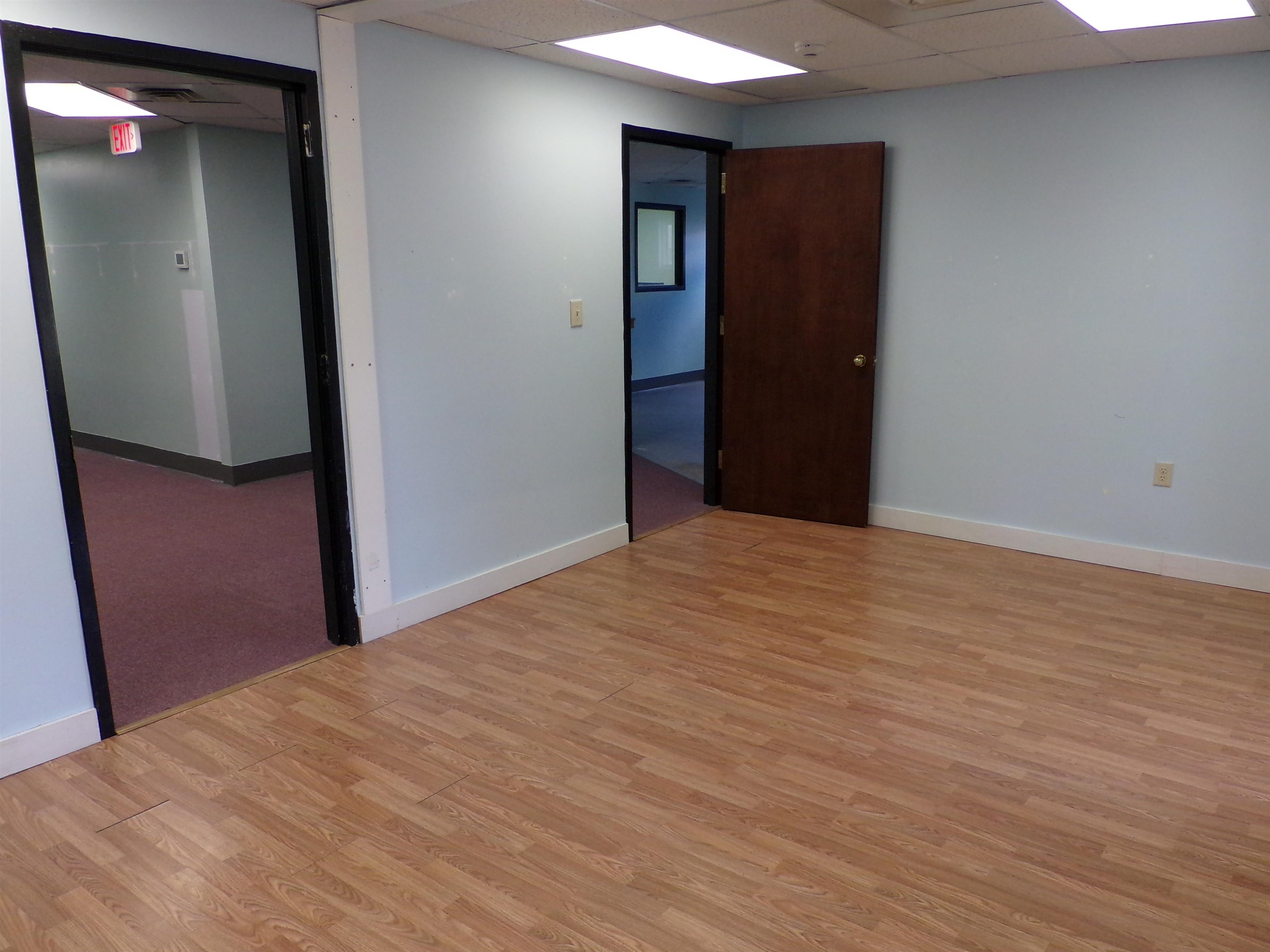 401 Gilford Avenue Property Photo 9