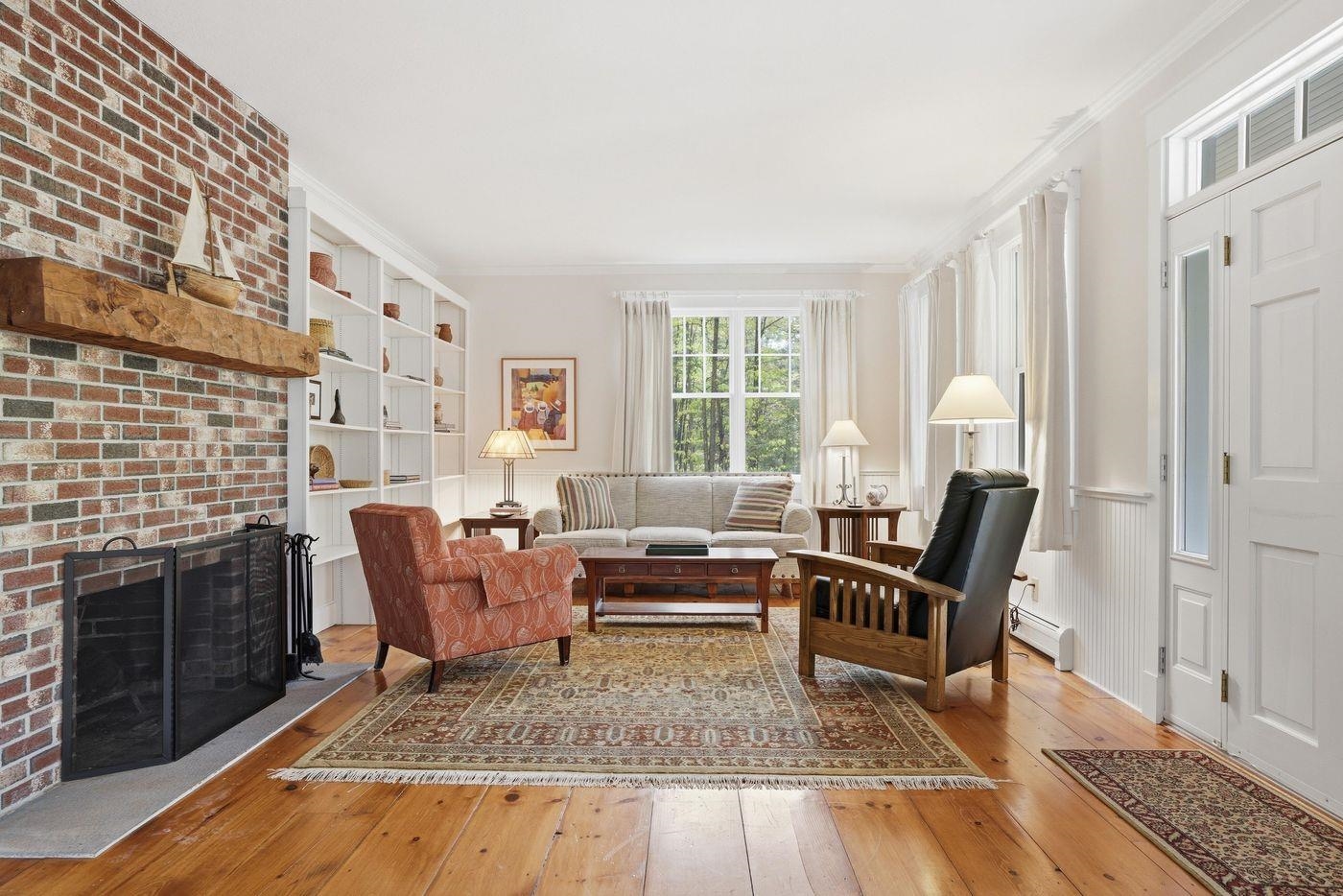 27 Orchard Lane Property Photo 4