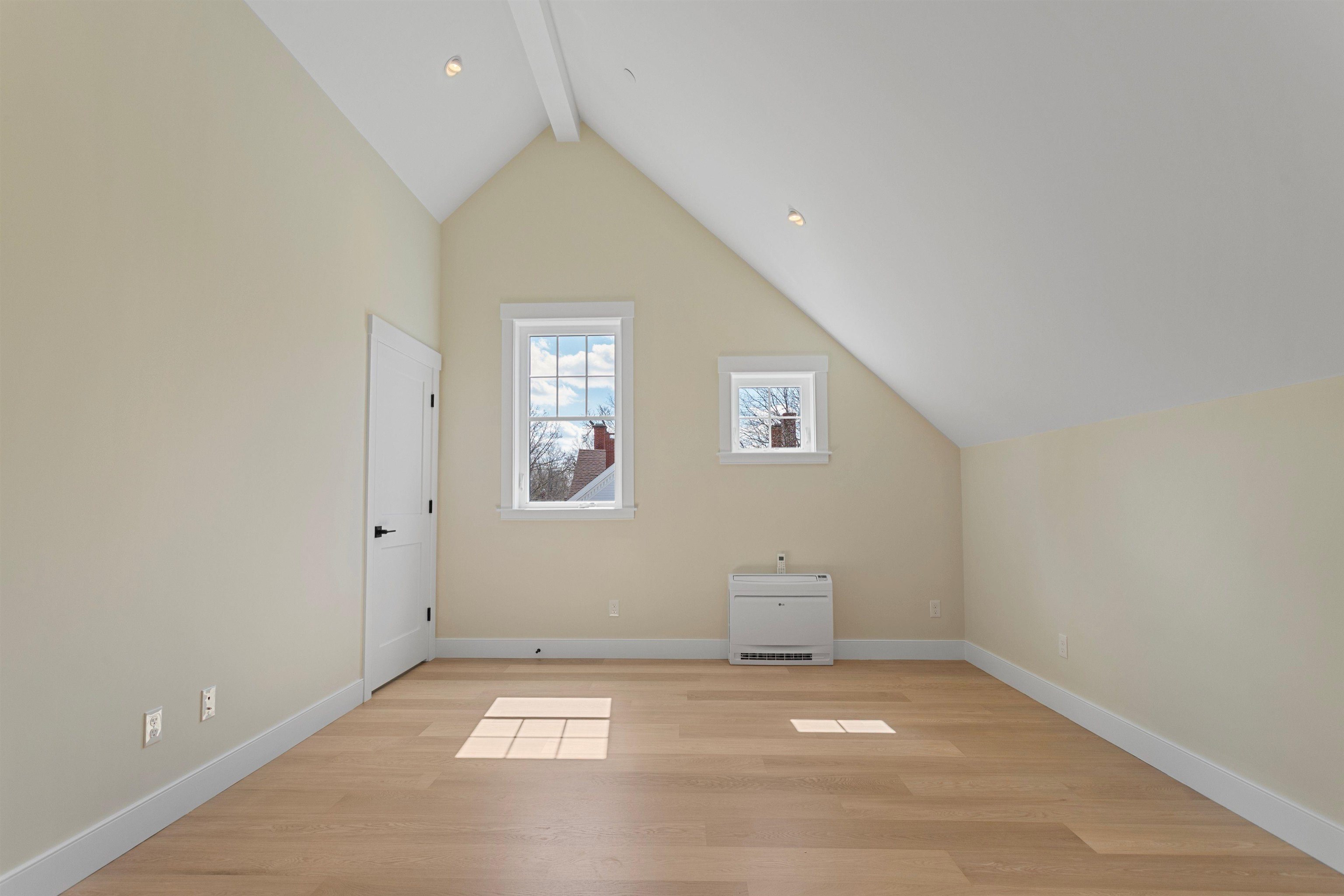 136 Locust Street Property Photo 30