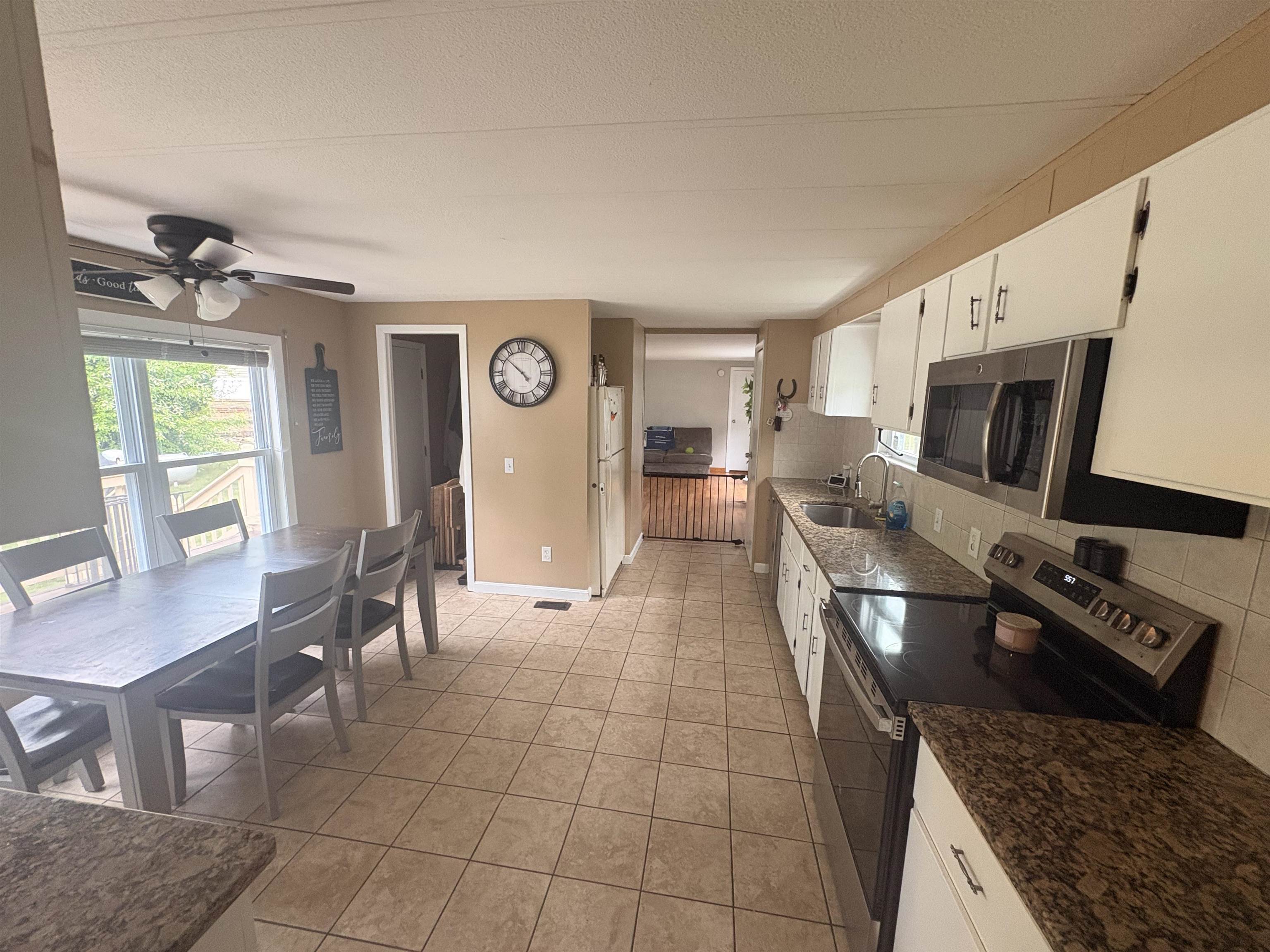 11 Gary Street Property Photo 14