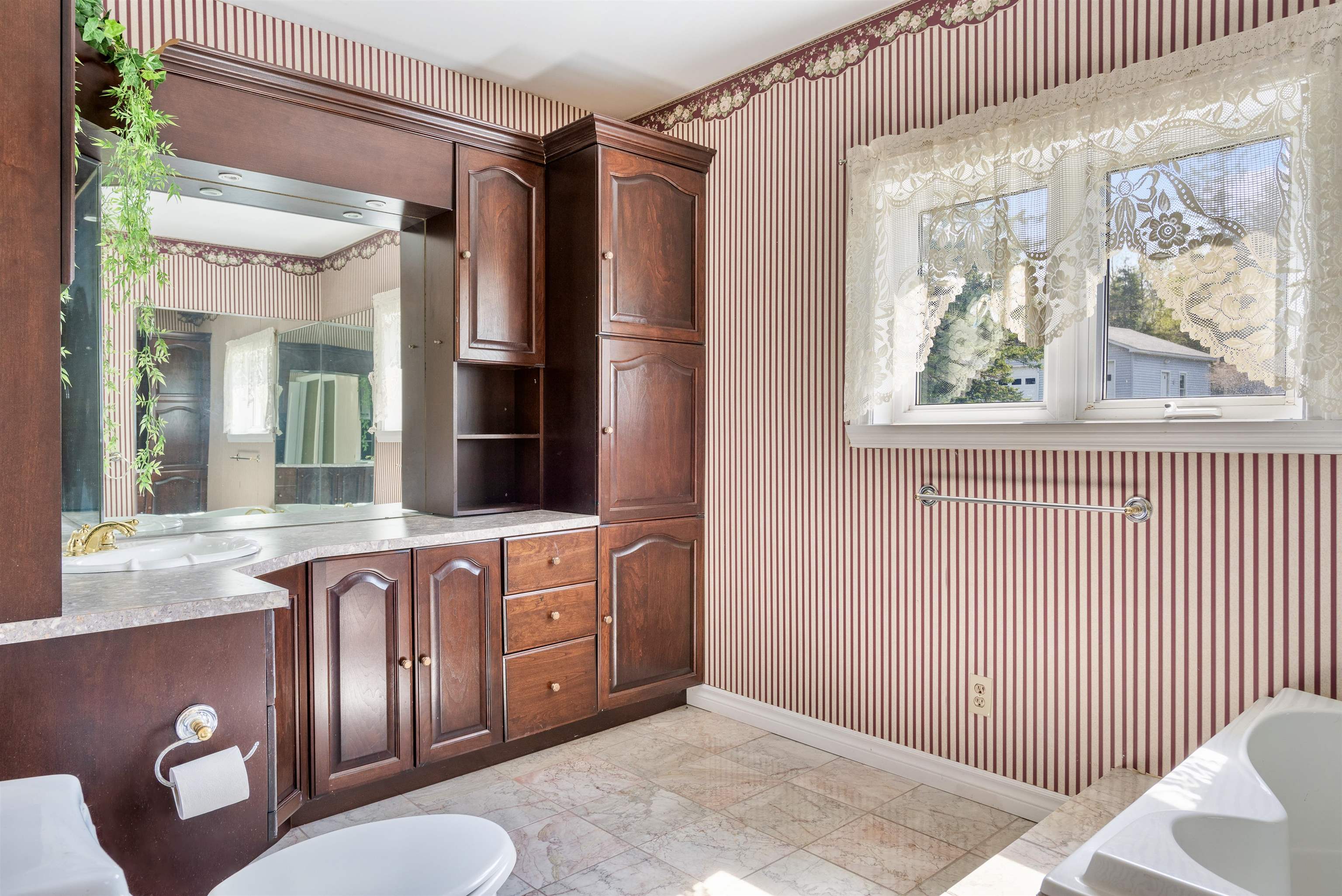 128 Fuller Drive Property Photo 37