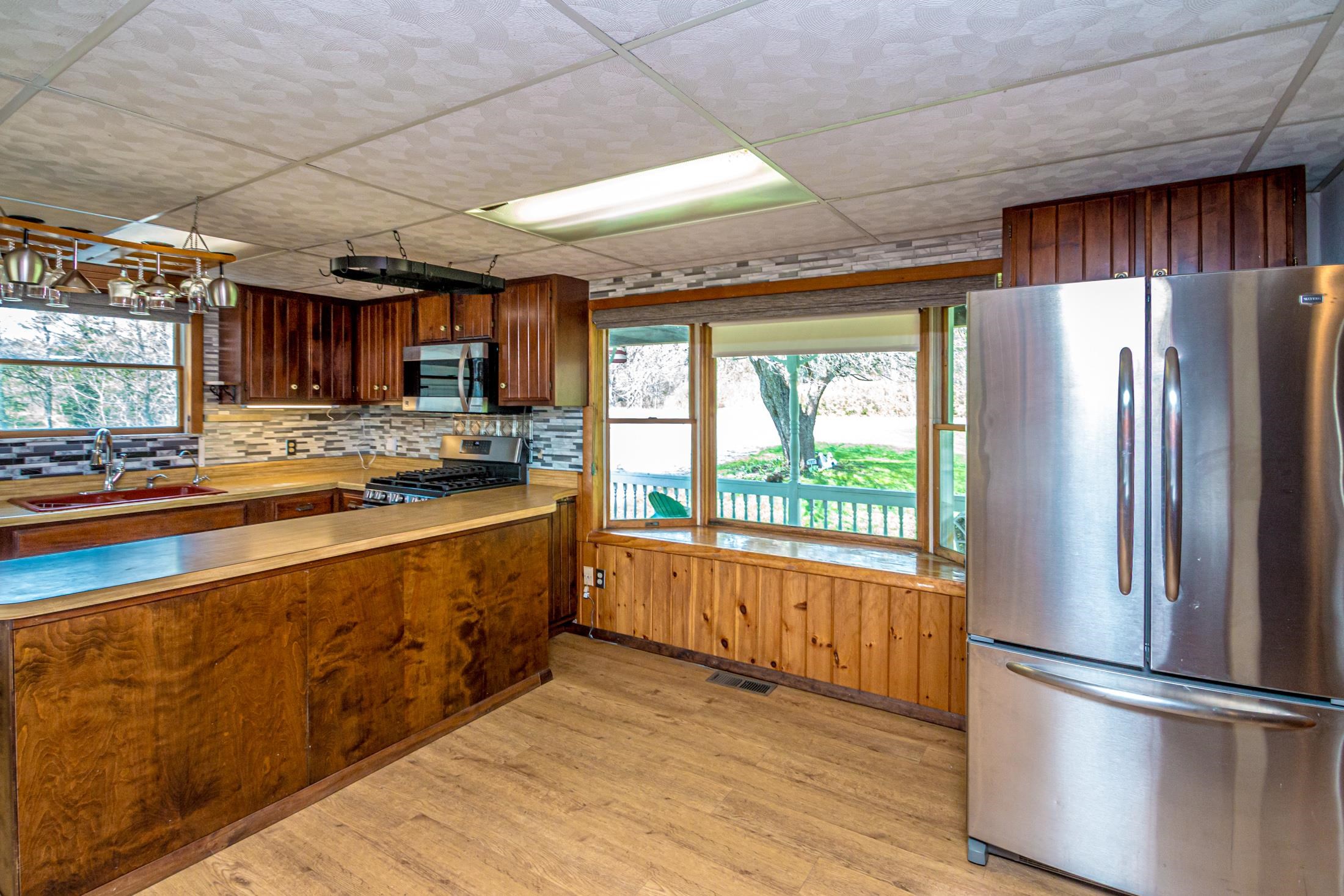472 Shores Hill Road Property Photo 10