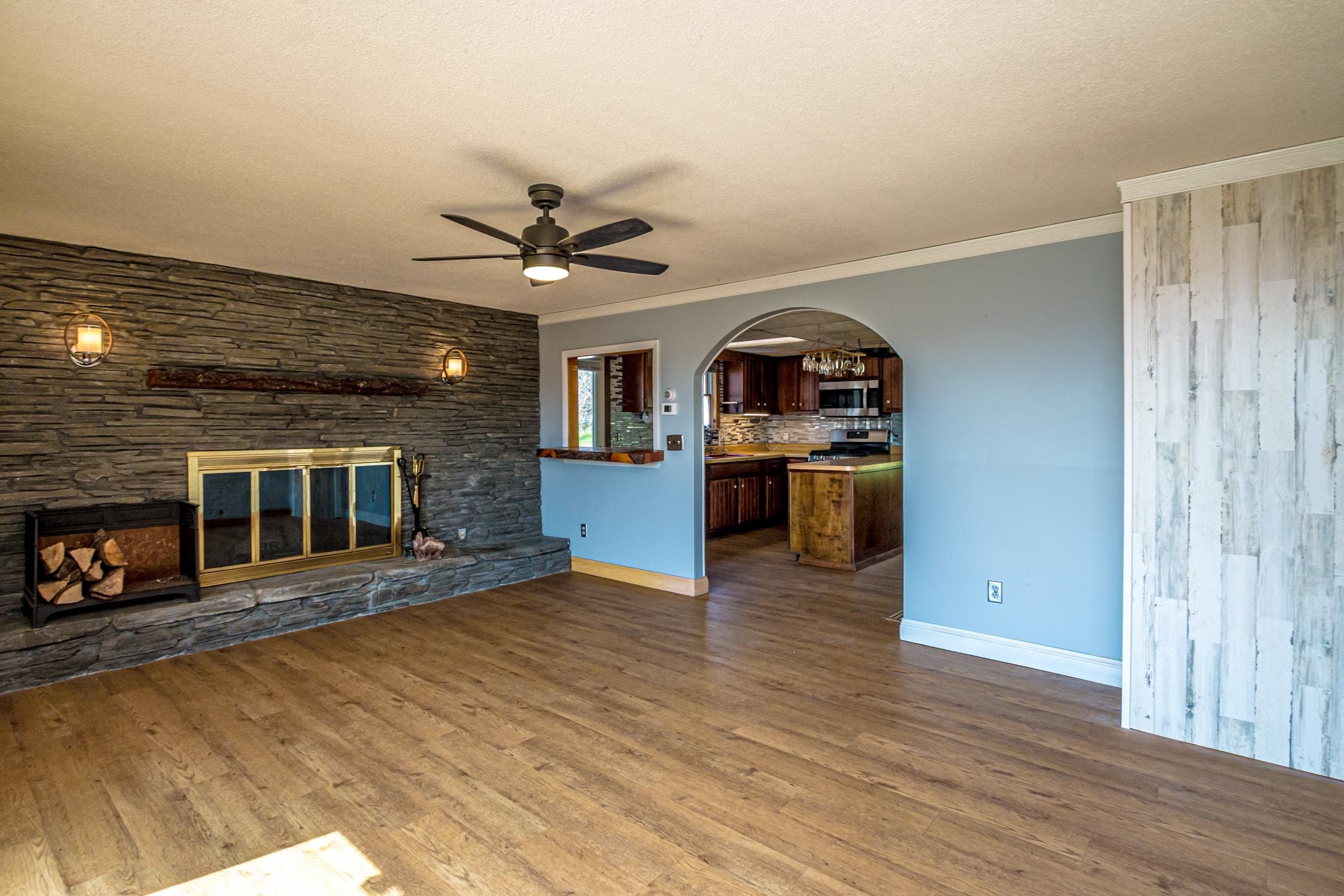 472 Shores Hill Road Property Photo 13