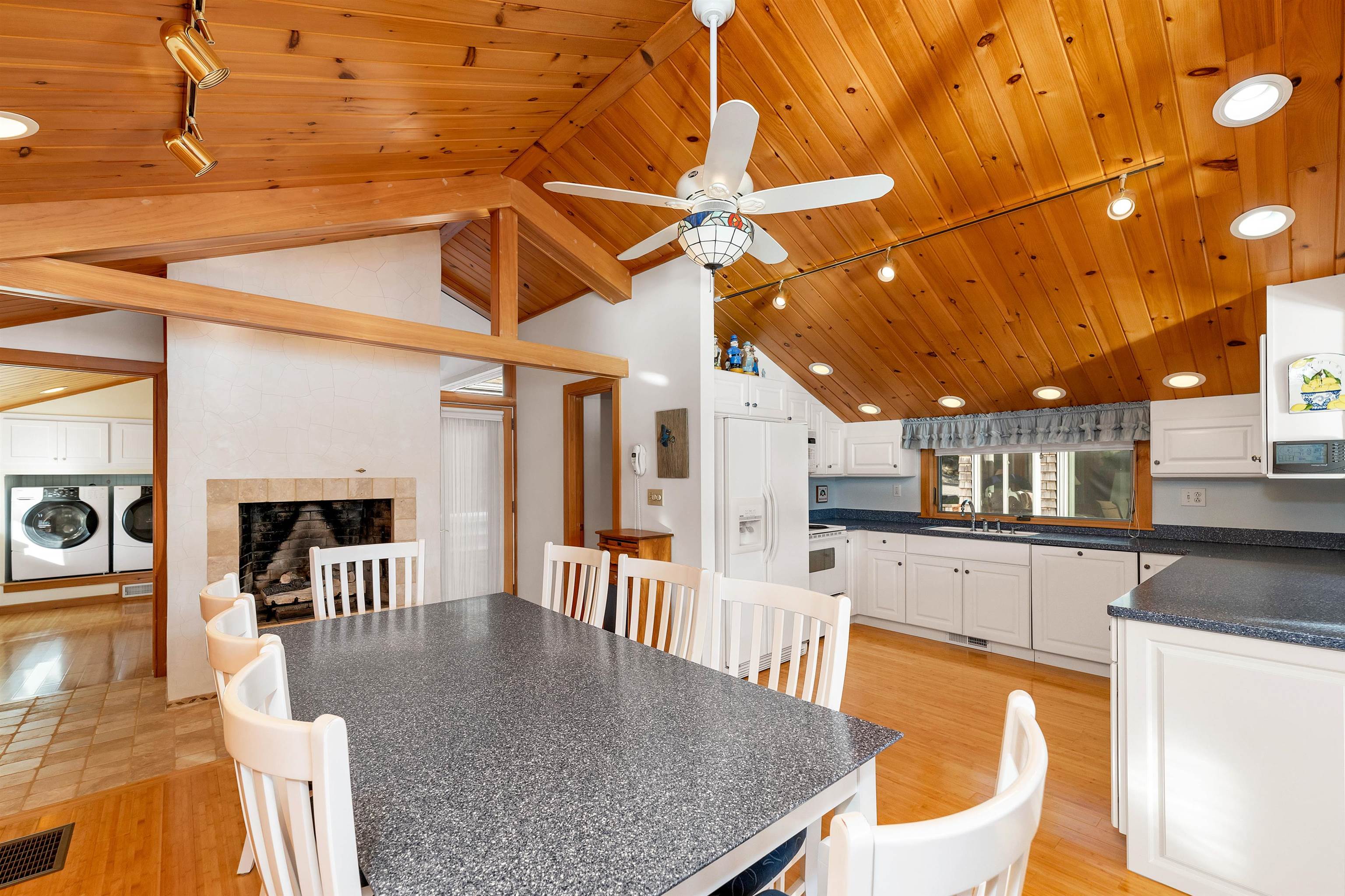 200 Shaker Boulevard Property Photo 18