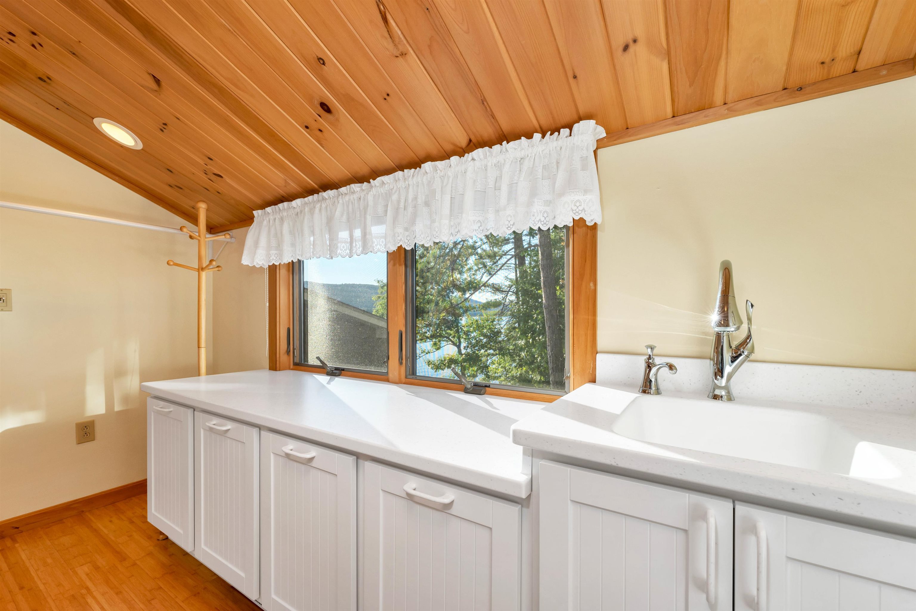 200 Shaker Boulevard Property Photo 27