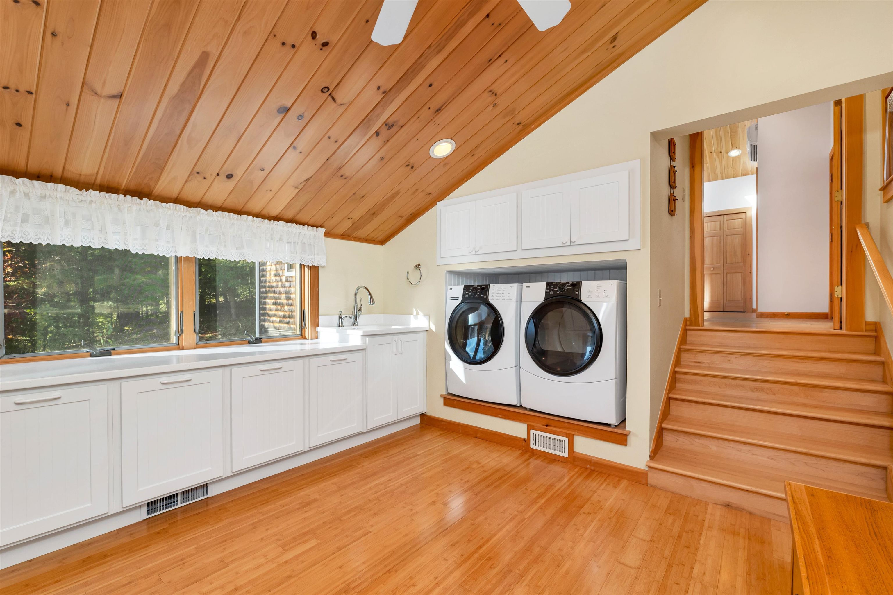 200 Shaker Boulevard Property Photo 28