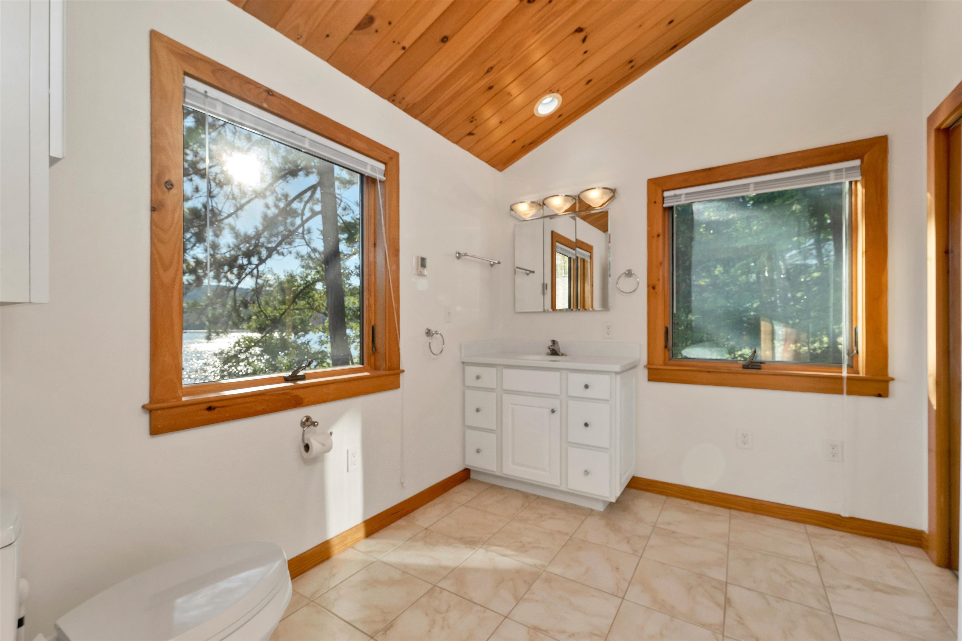 200 Shaker Boulevard Property Photo 36