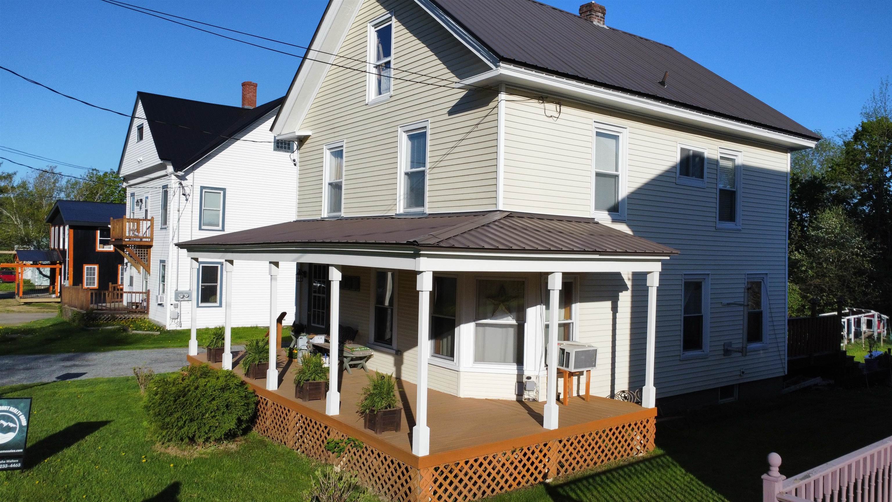 74 North Pleasant Street Property Photo 1