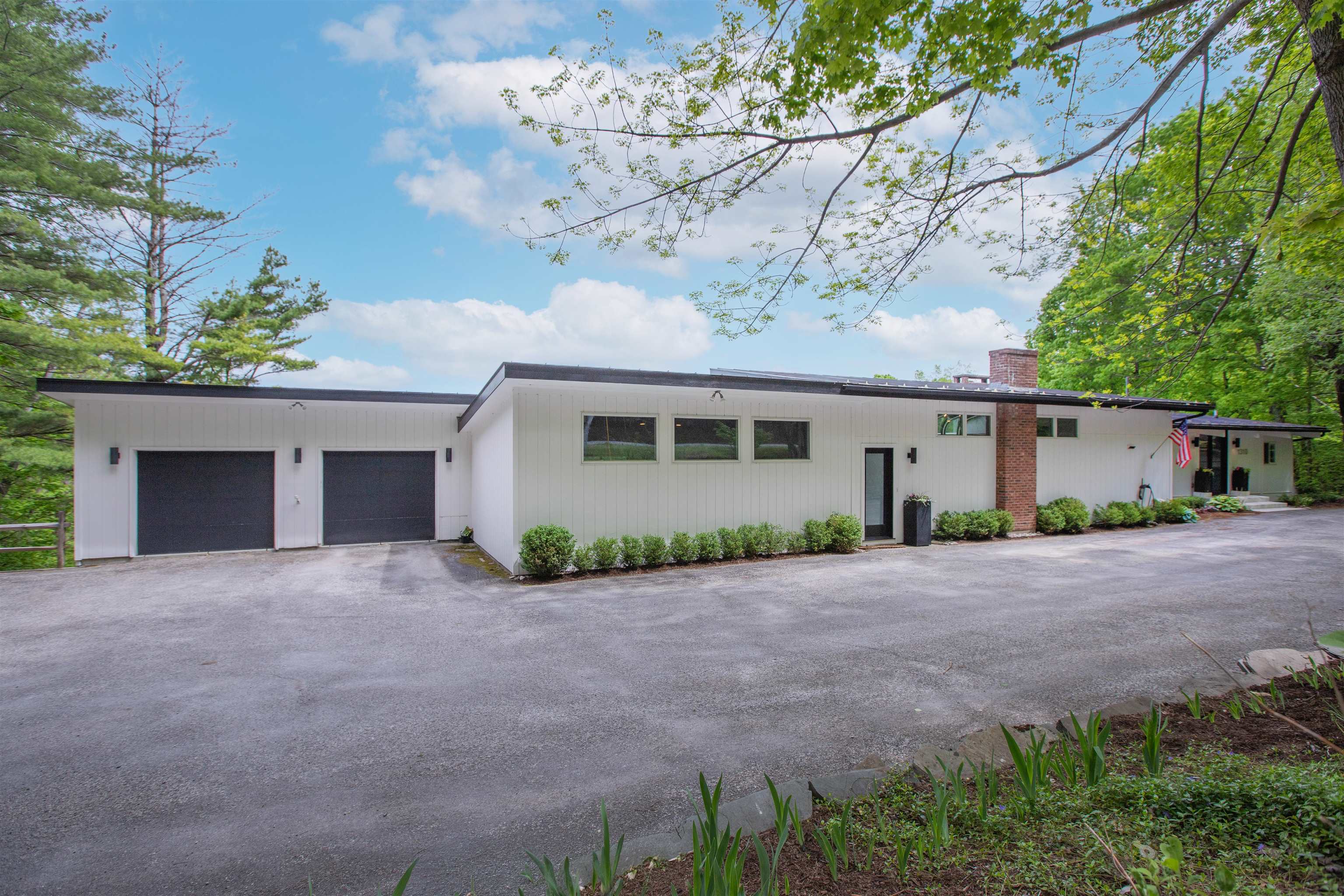 1310 Dorset Hill Road Property Photo 4