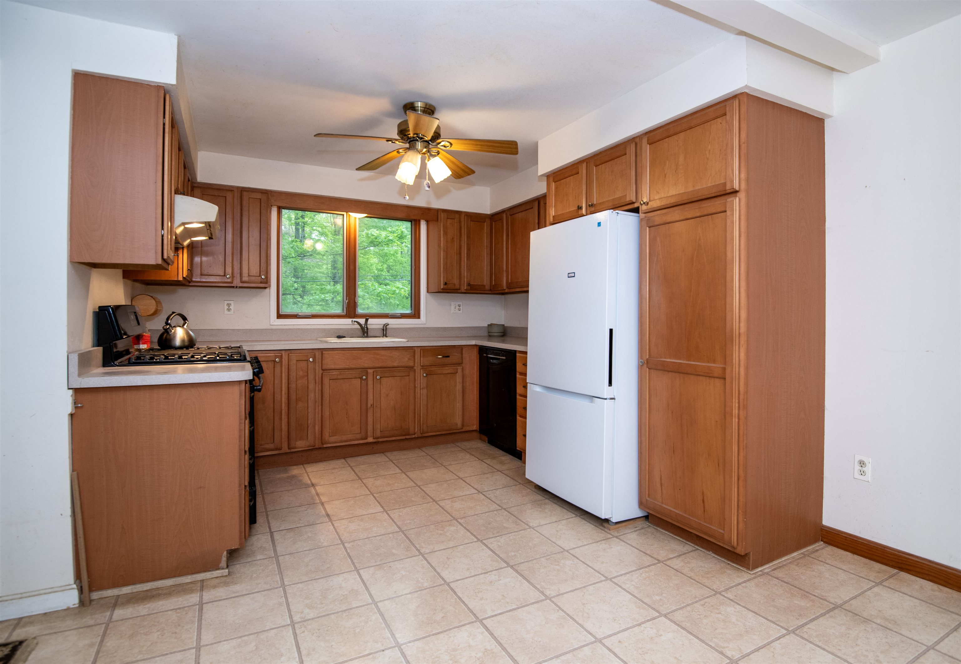 1529 Belmont Road Property Photo 6