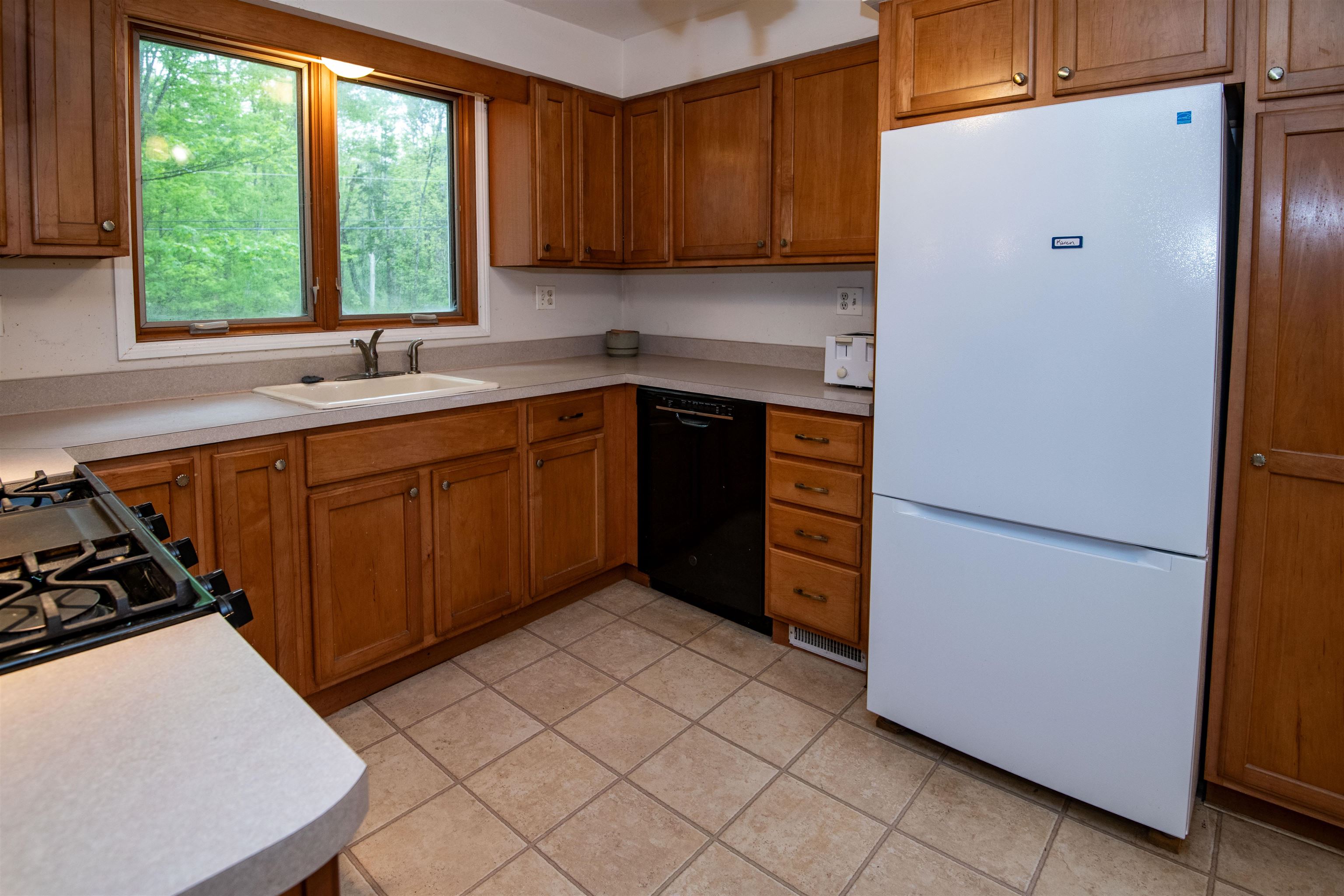 1529 Belmont Road Property Photo 8