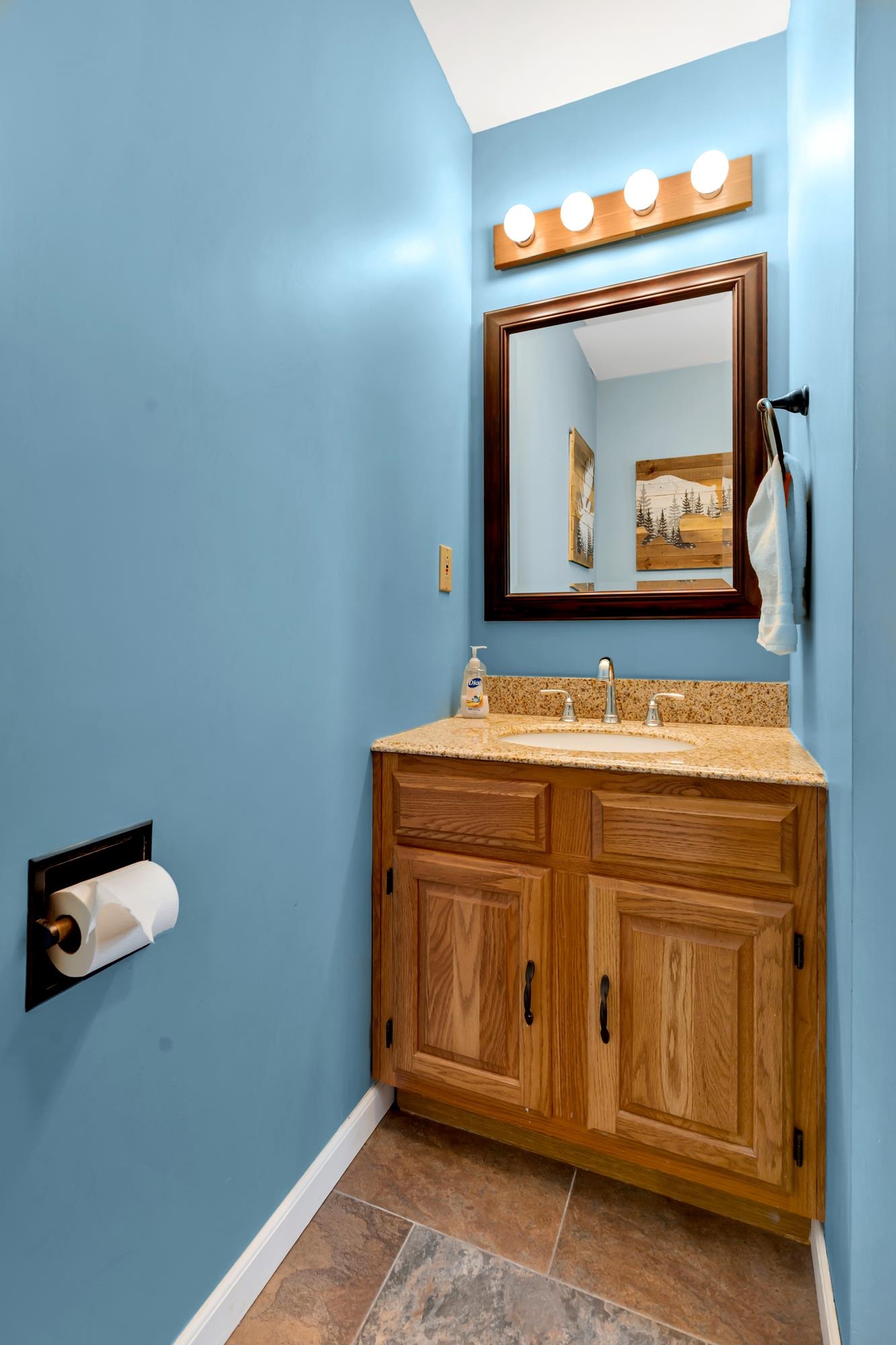 990 Main Street Property Photo 22