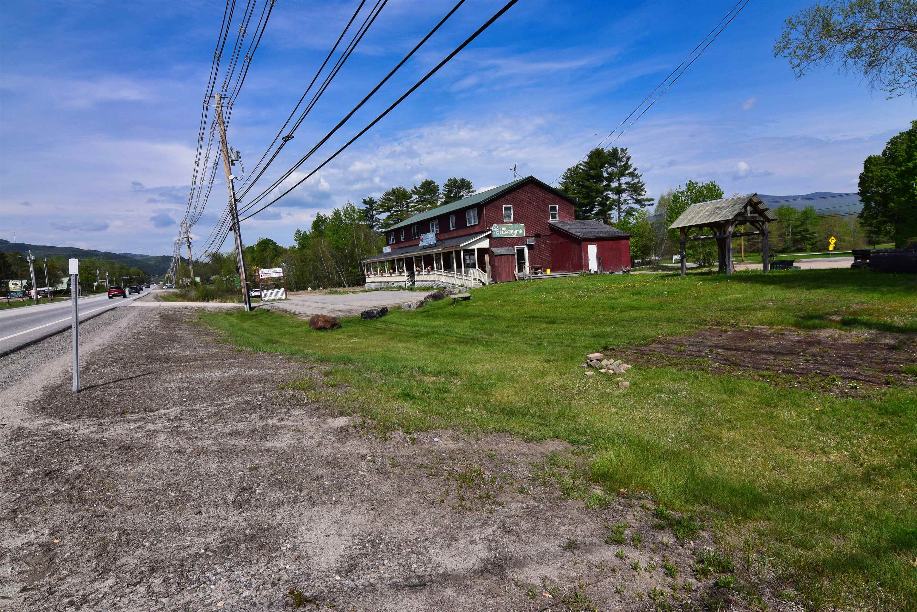 584 Tenney Mountain Highway Property Photo 4