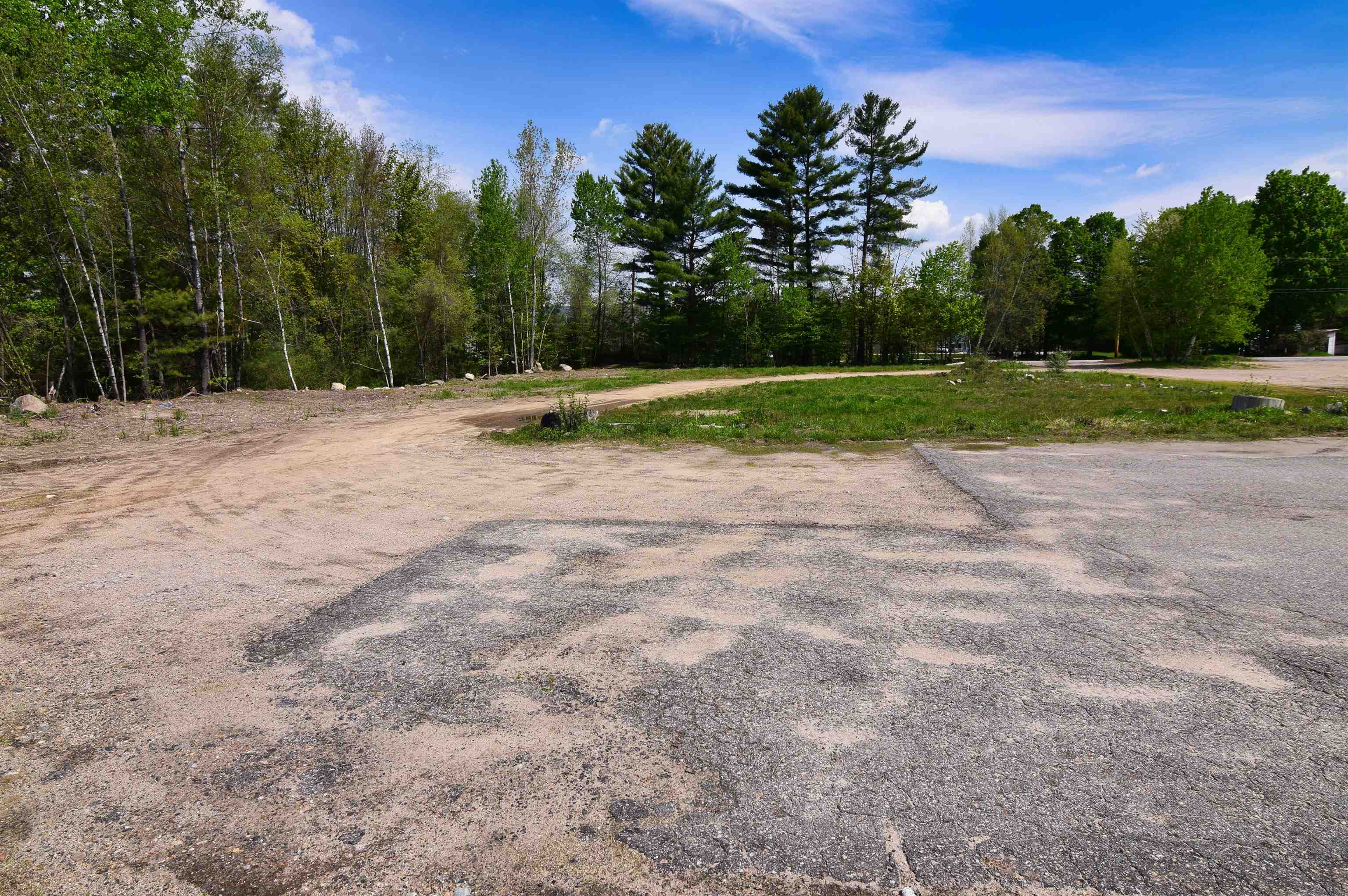 584 Tenney Mountain Highway Property Photo 11