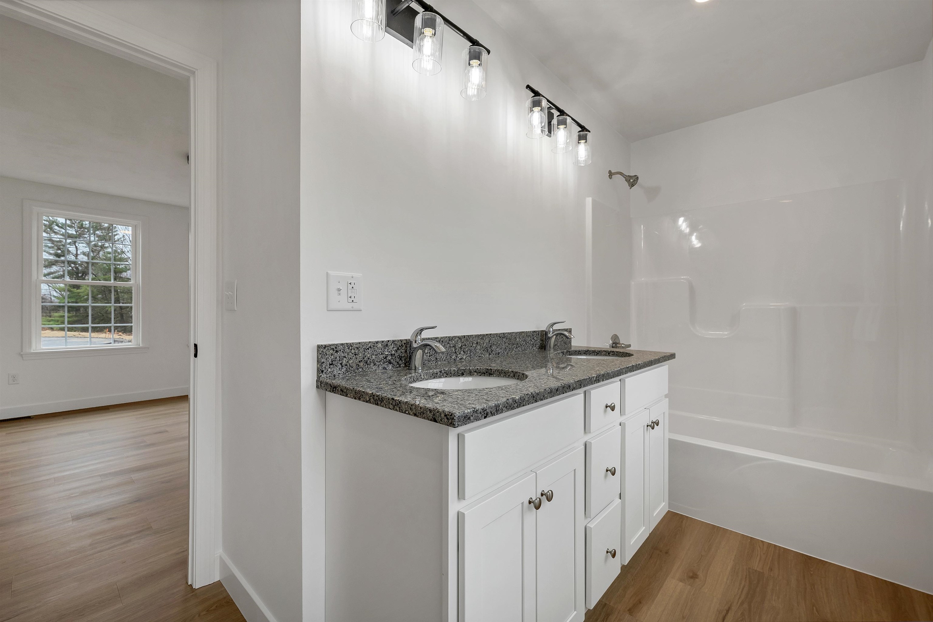 12 Piper Street Property Photo 6