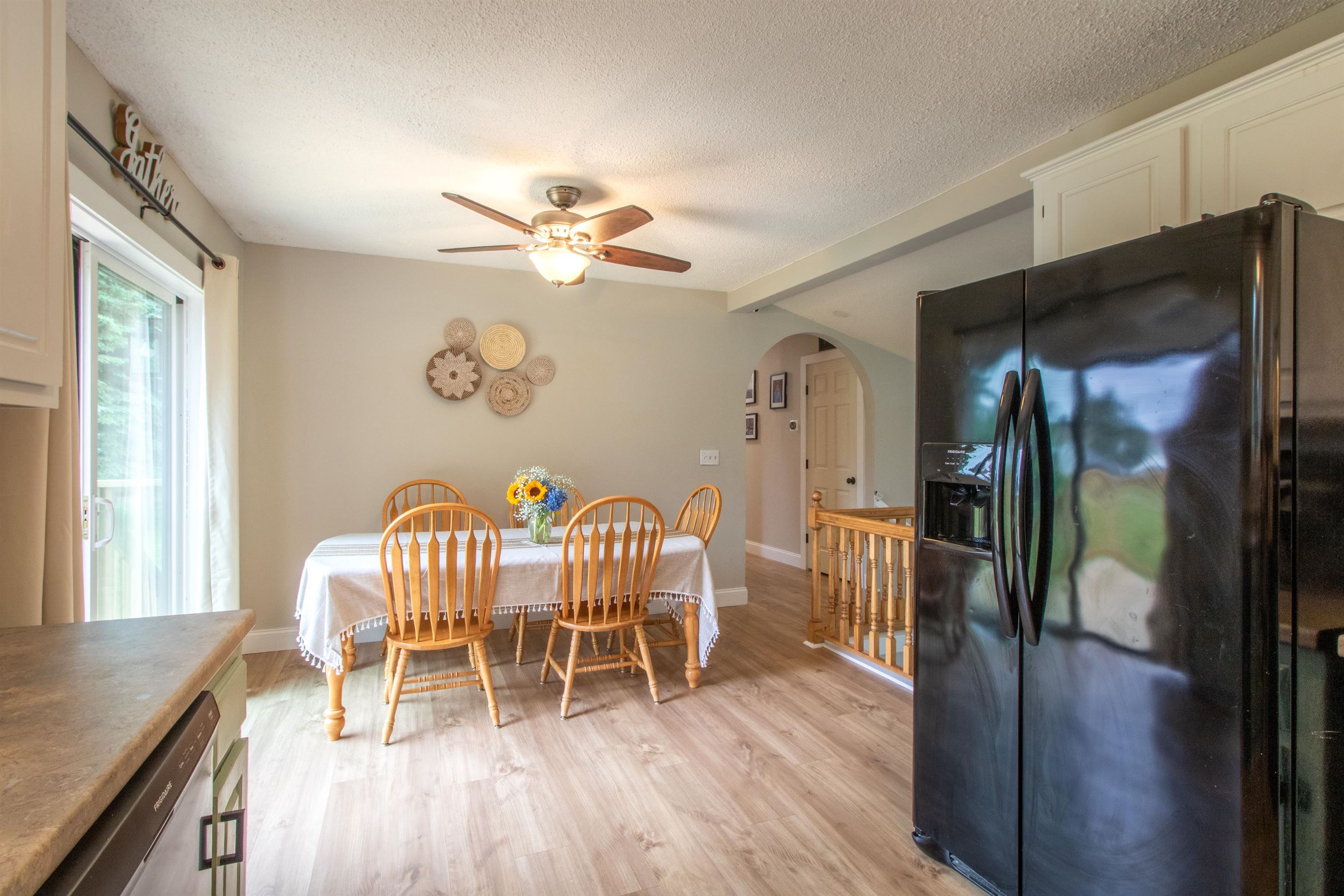 287 Lakeview Drive Property Photo 6