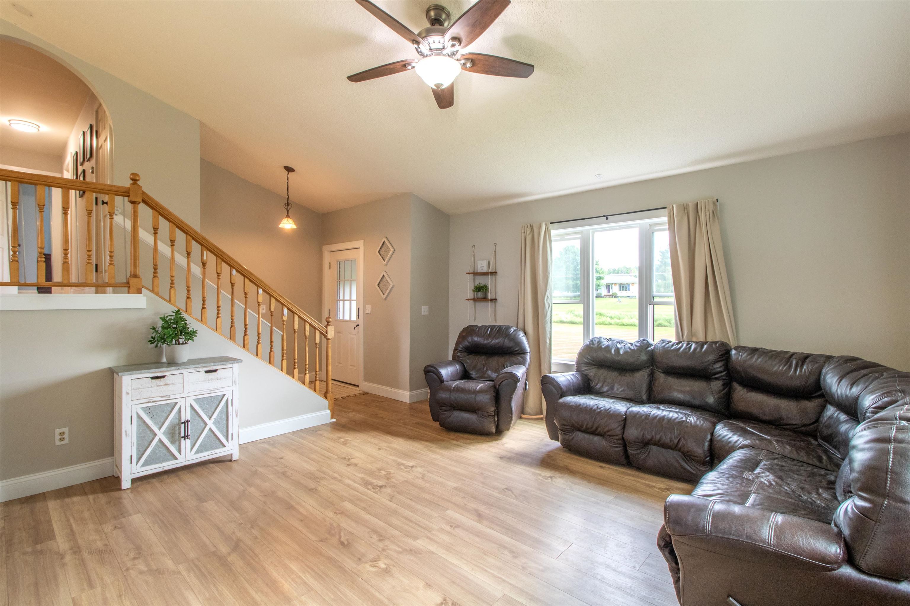 287 Lakeview Drive Property Photo 9