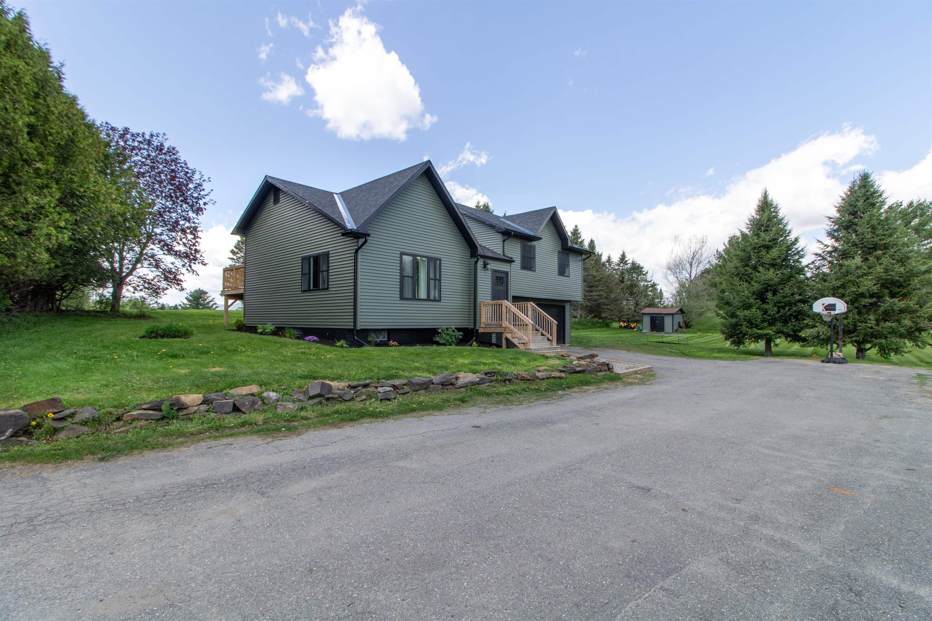 287 Lakeview Drive Property Photo 31