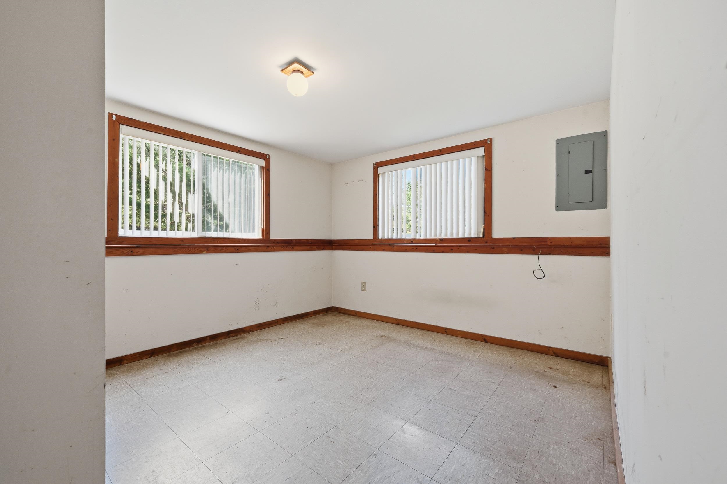 919 Easton Road Property Photo 14