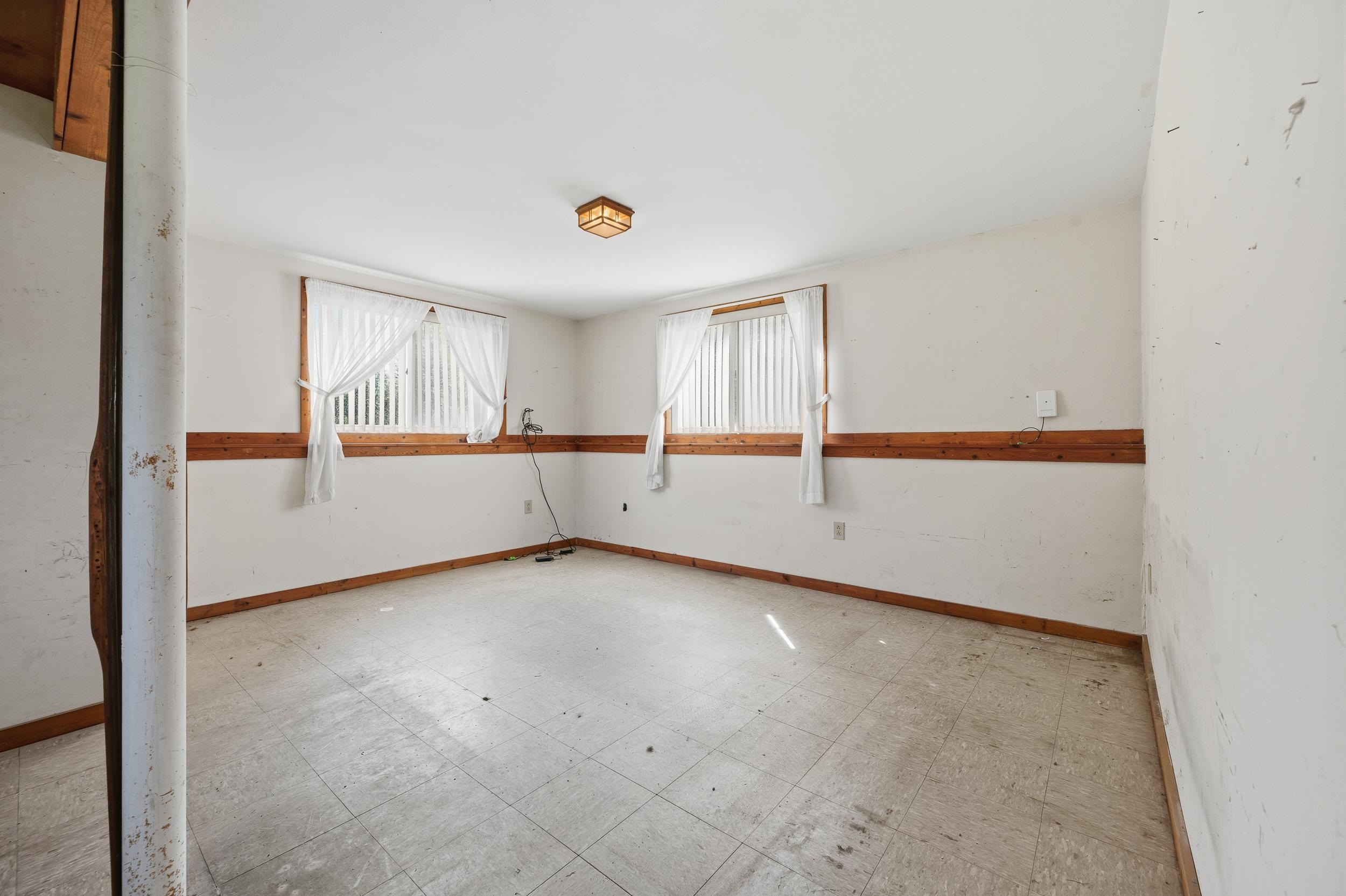 919 Easton Road Property Photo 16
