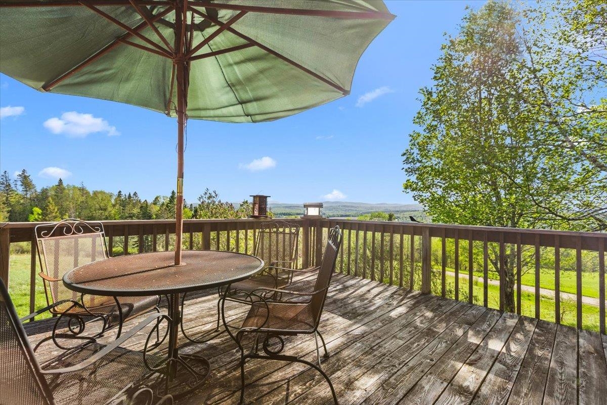 2354 East Ridge Road Property Photo 13