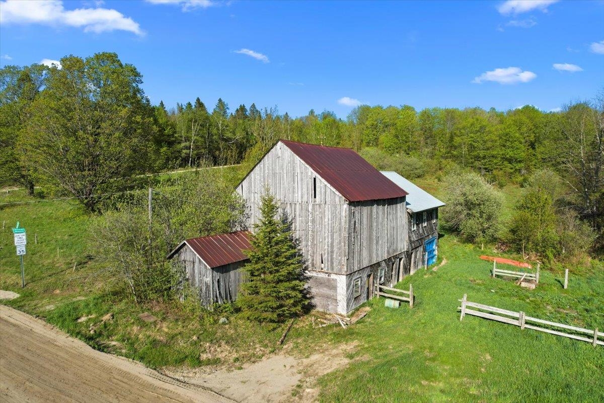 2354 East Ridge Road Property Photo 38