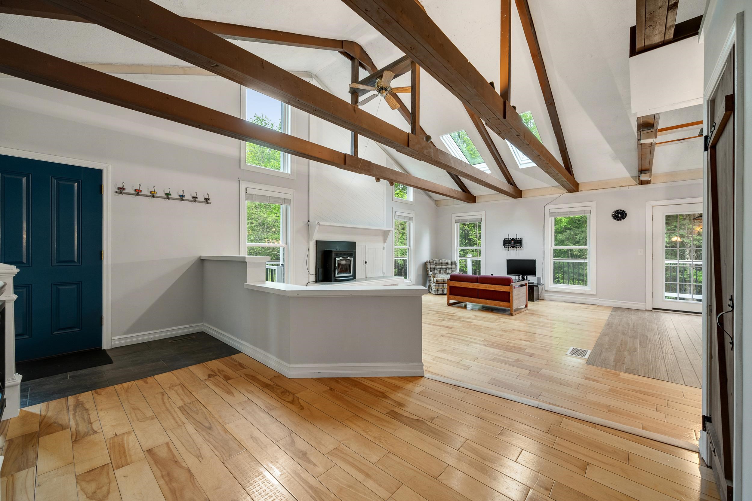 8 Cook Lane Property Photo 6