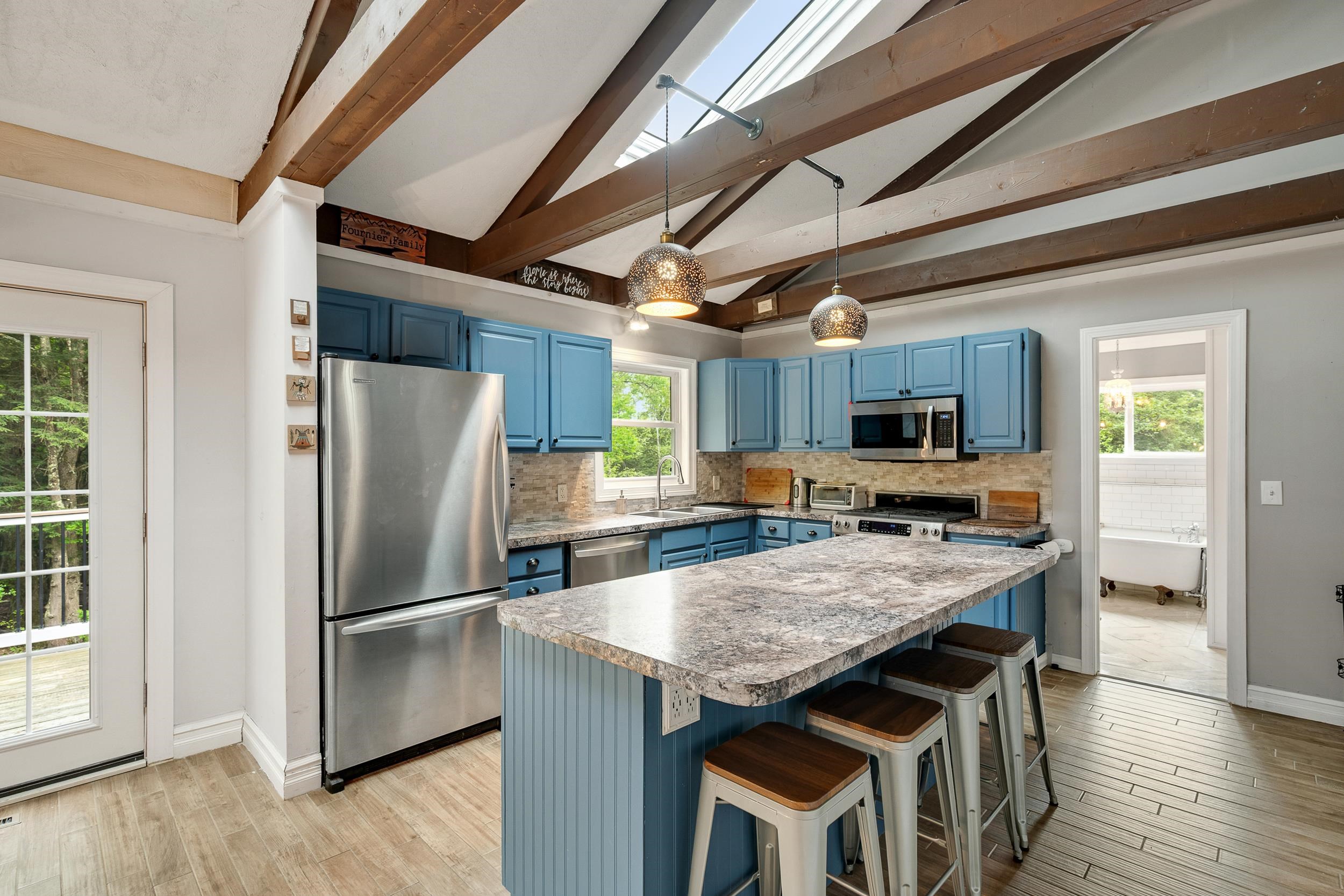 8 Cook Lane Property Photo 16