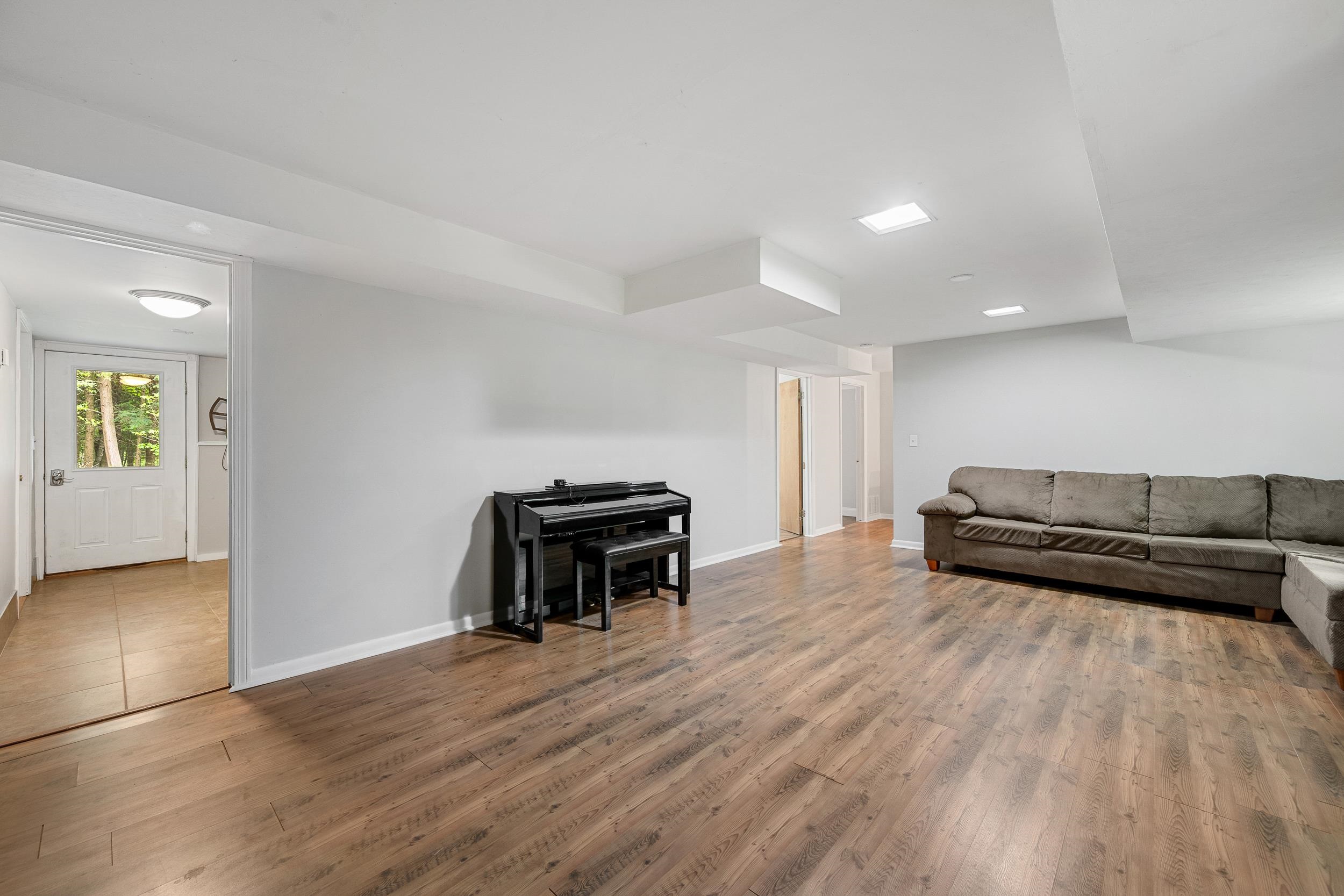 8 Cook Lane Property Photo 32