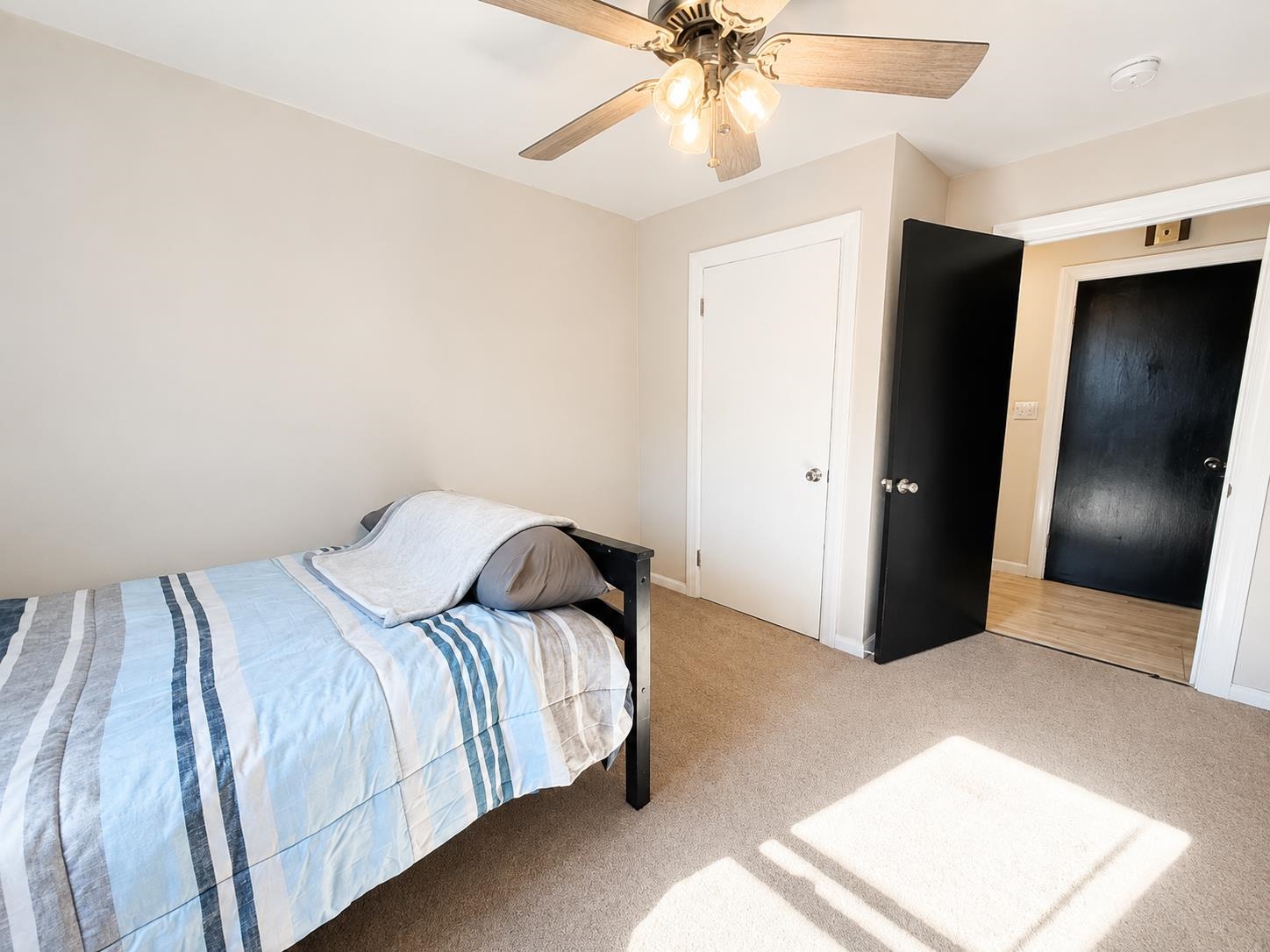 576 Hillside Avenue Property Photo 13