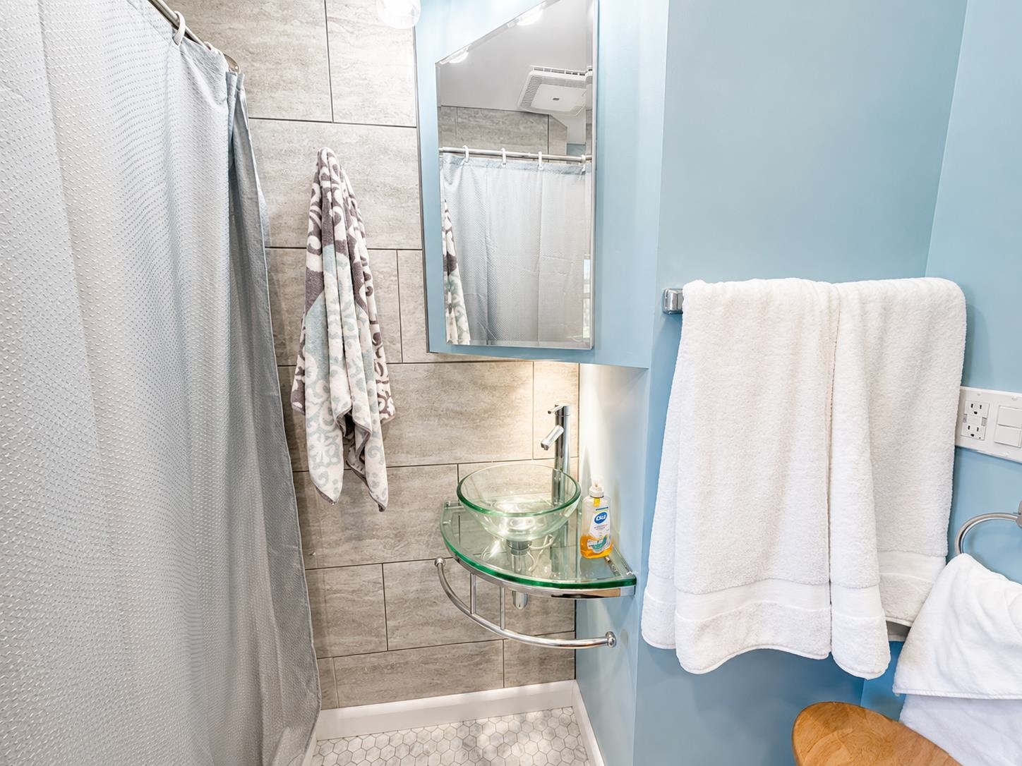 576 Hillside Avenue Property Photo 19