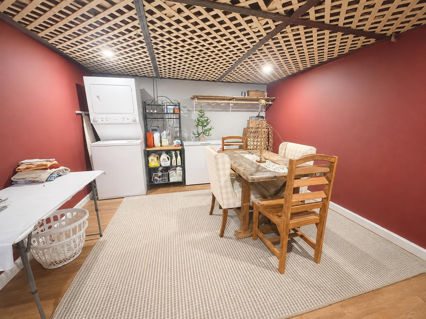 576 Hillside Avenue Property Photo 22