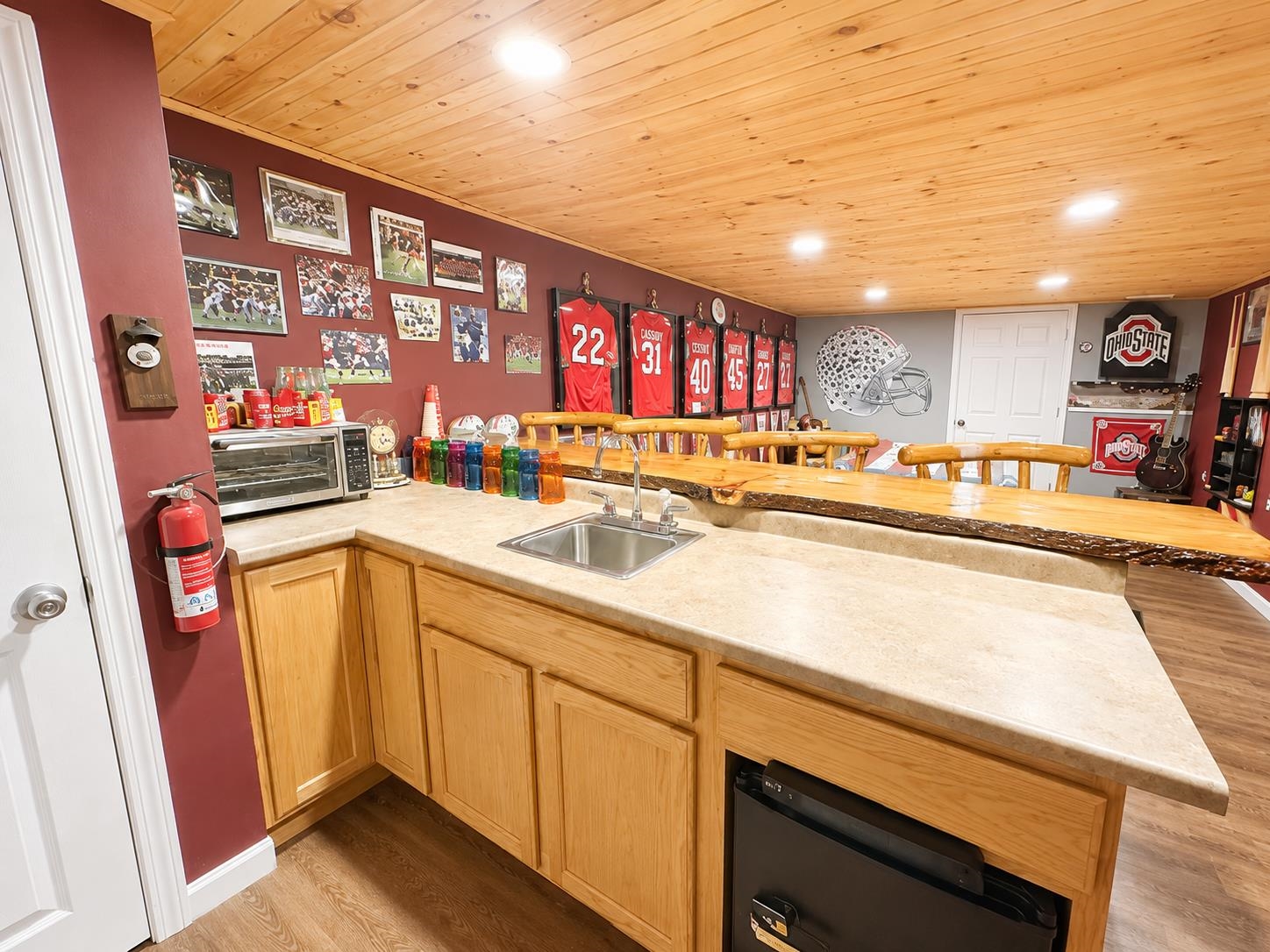 576 Hillside Avenue Property Photo 23