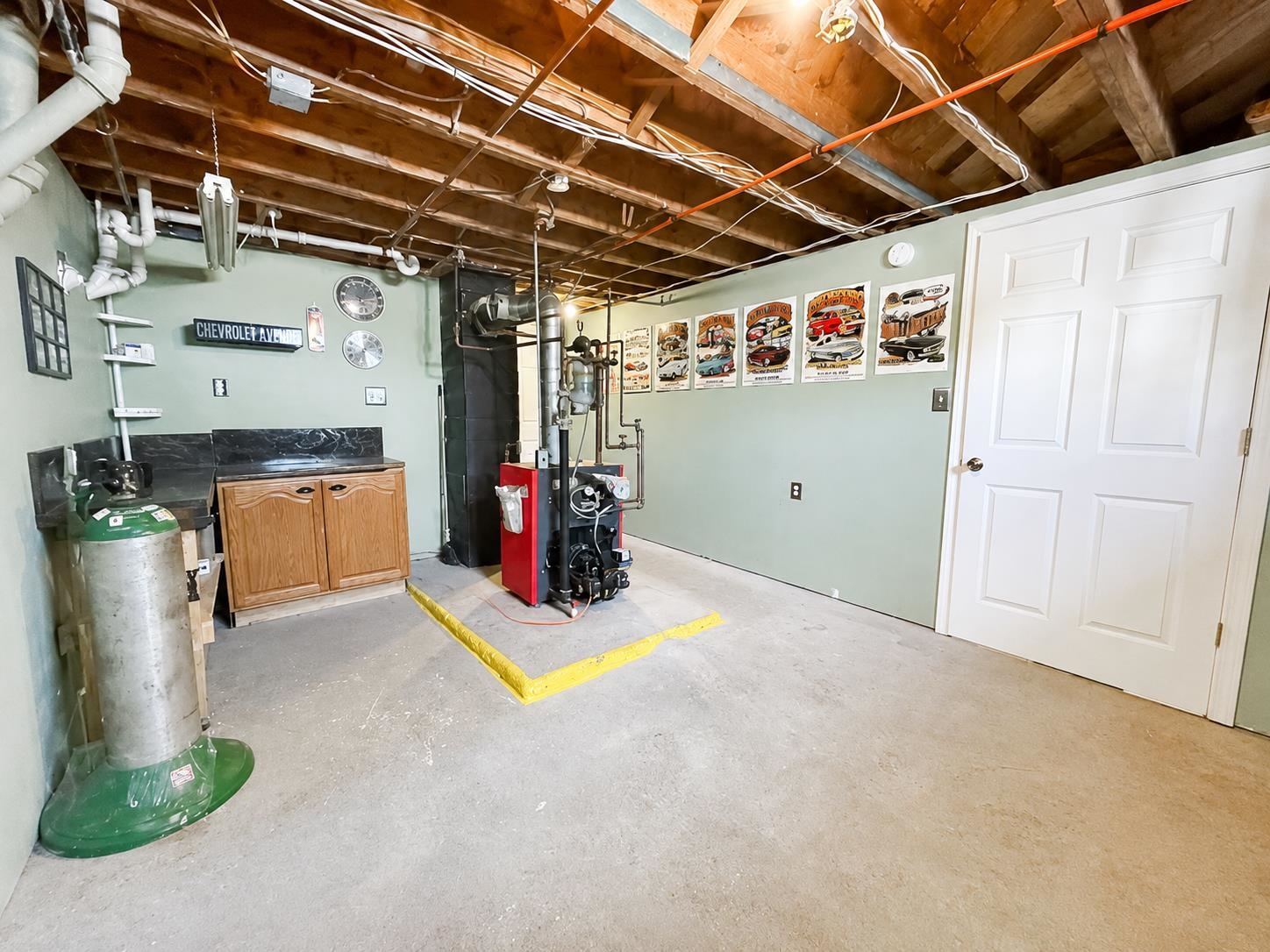 576 Hillside Avenue Property Photo 25