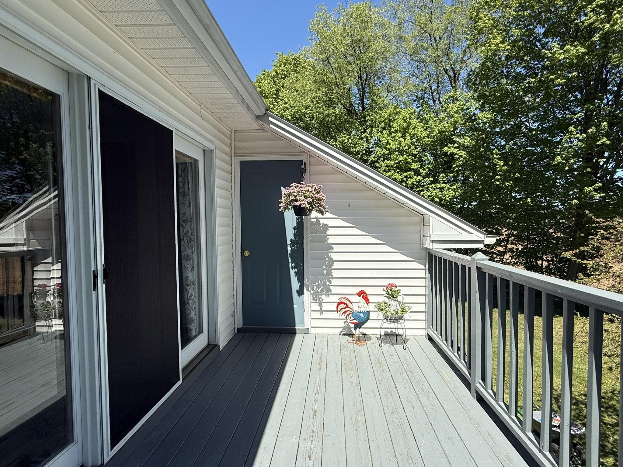 104 Kingsbury Circle Property Photo 14