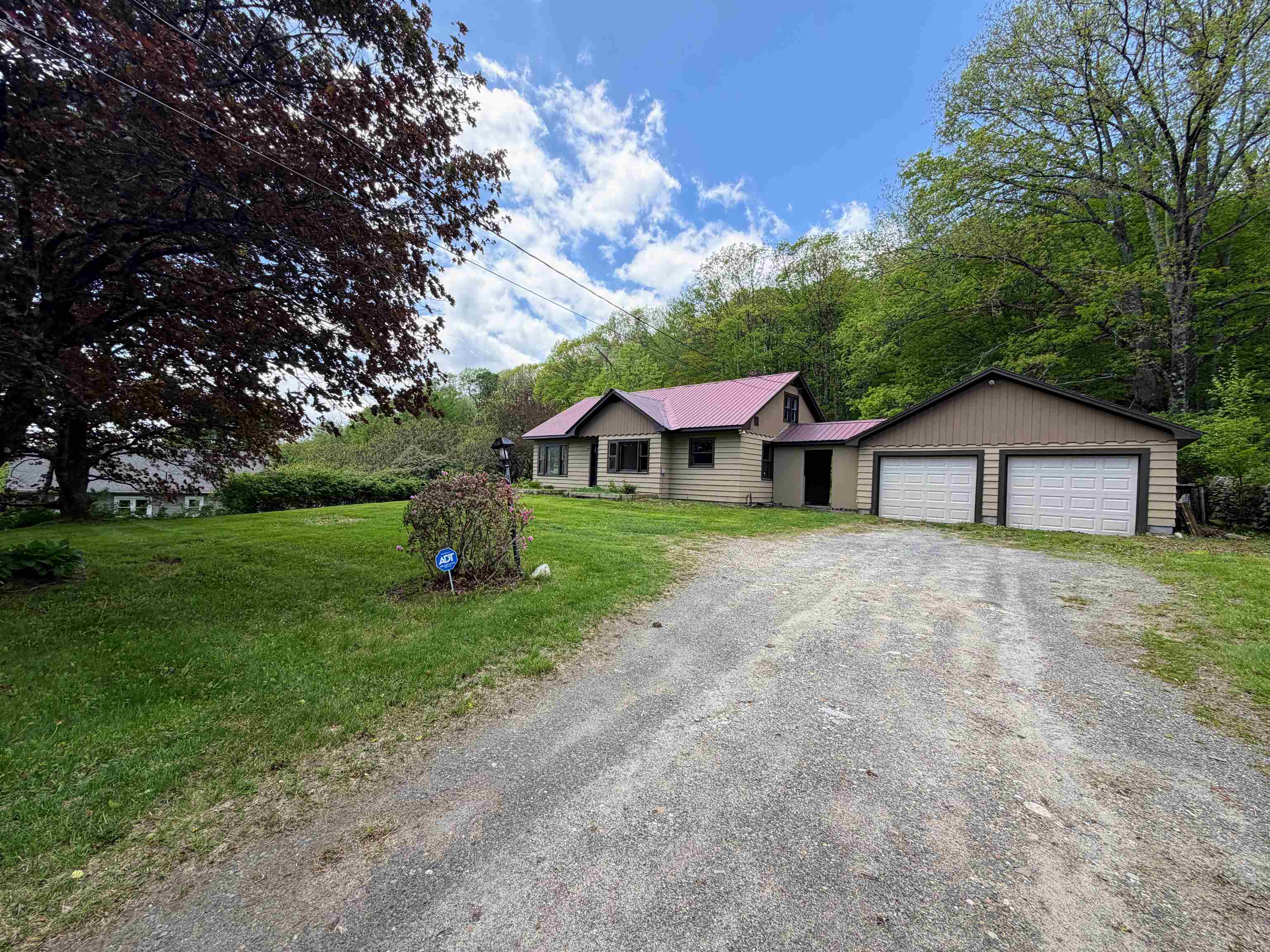 1057 Brockway Mills Road Property Photo 3