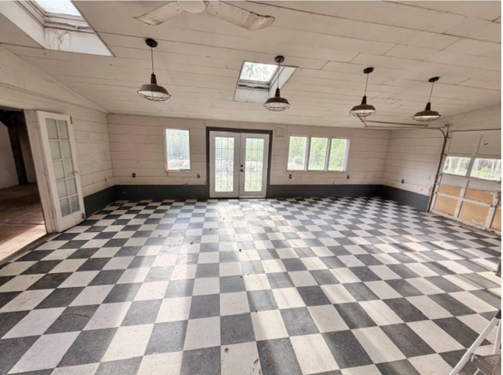 217 Portsmouth Avenue Property Photo 16