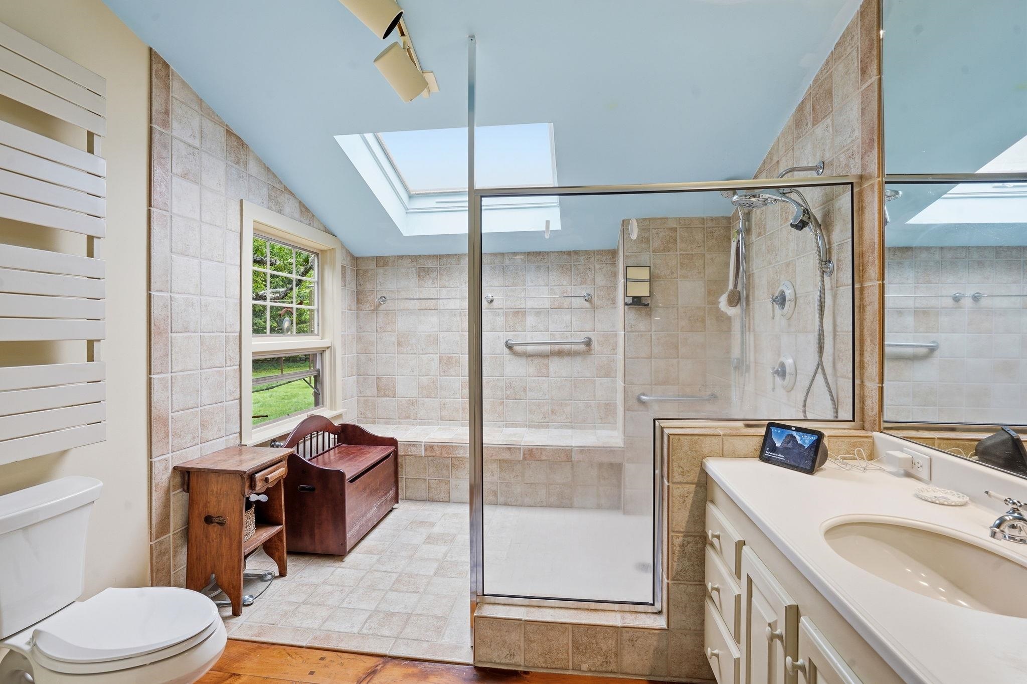 515 E Surry Road Property Photo 22