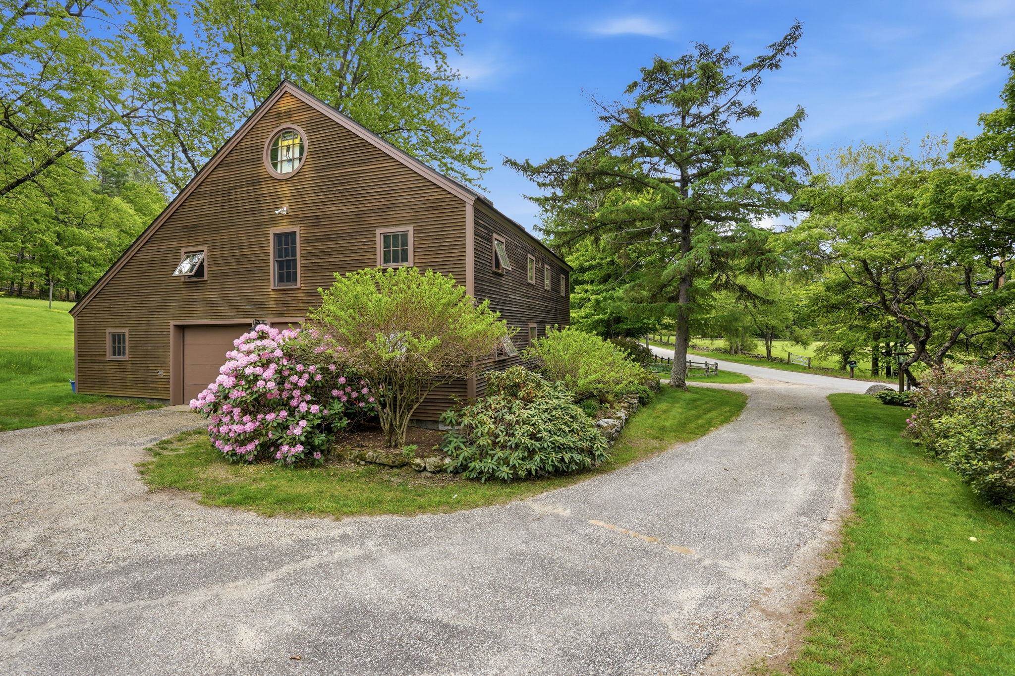 515 E Surry Road Property Photo 39